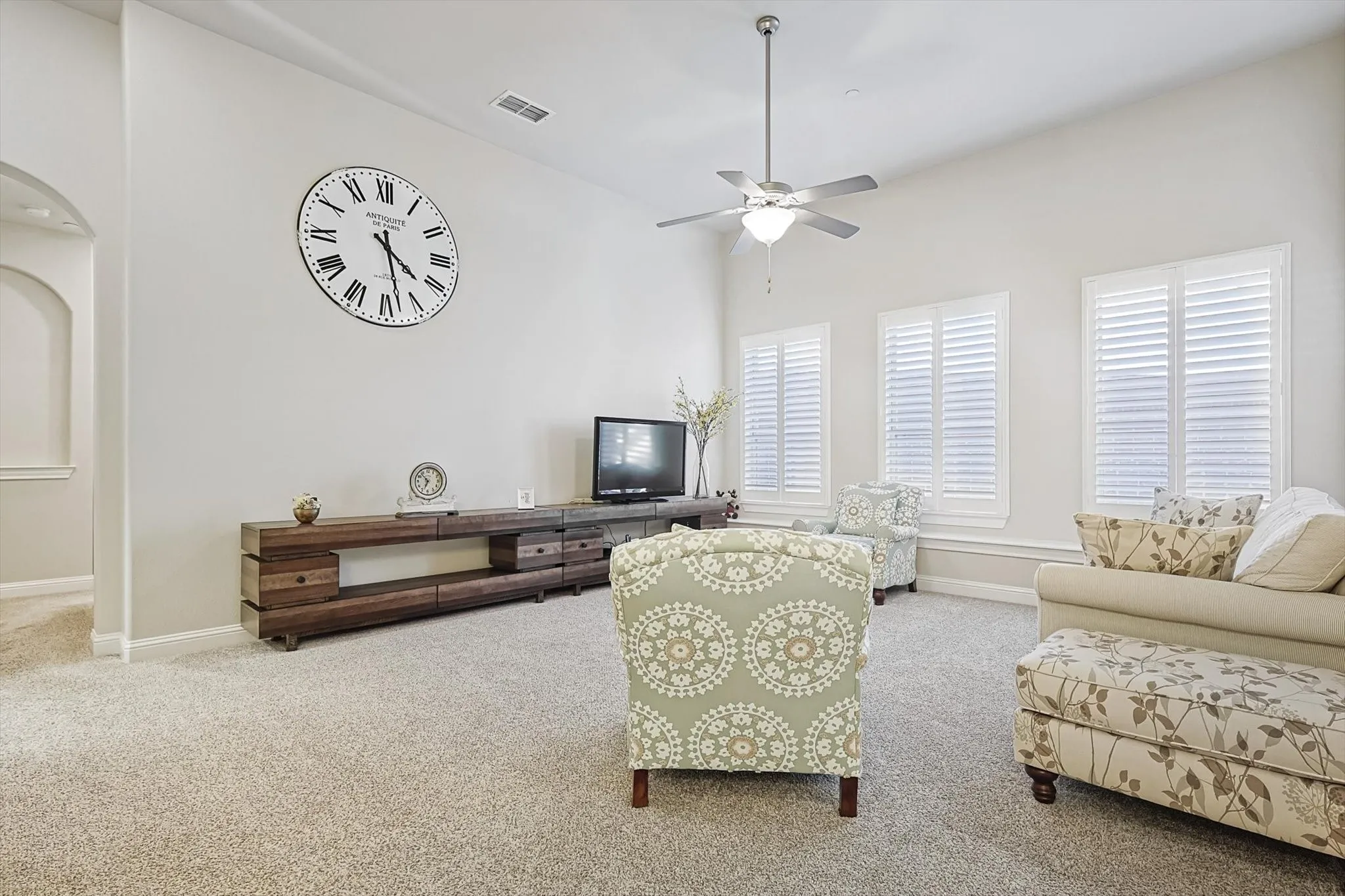 Townhouse For Sale in Denton County , 2812 Cedar Elm Drive, Carrollton, Texas 75010, 3 Bedroom, 3 Bathroom, 2 Garage spaces, 3,234 Sqft, built in 2014, mls#21403710, Real Estate Agent in Carrollton, Homes For Sale in Denton county, Homes For Sale in Carrollton, Realtor in Carrollton Texas, Real Estate Brokerage Independent Realty Texas, Luminita Cordes Realtor