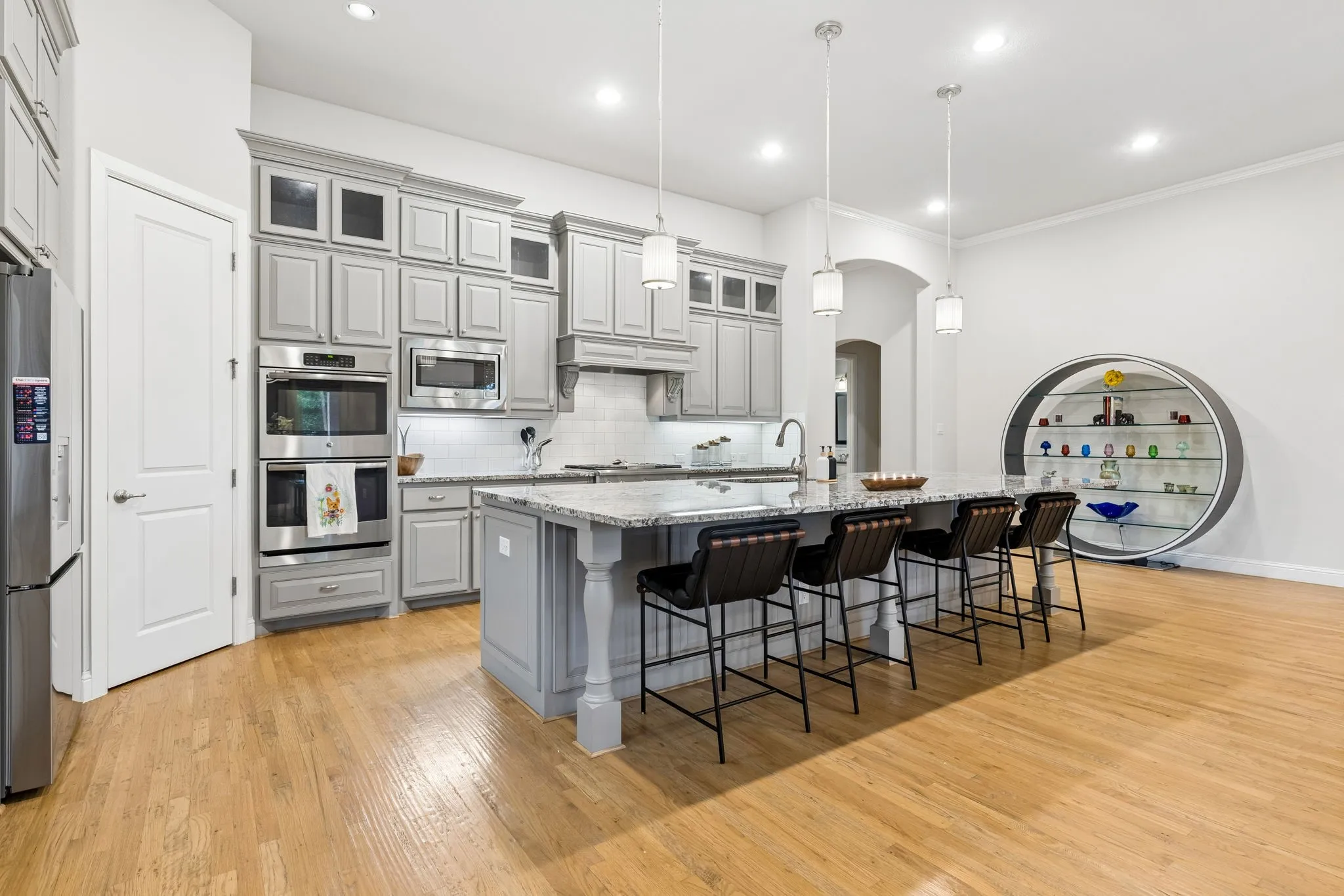 Single Family Residence For Sale in Tarrant County , 5729 Heron Drive W, Colleyville, Texas 76034, 3 Bedroom, 3 Bathroom, 3 Garage spaces, 2,911 Sqft, built in 2015, mls#21397940, Real Estate Agent in Colleyville, Homes For Sale in Tarrant county, Homes For Sale in Colleyville, Realtor in Colleyville Texas, Real Estate Brokerage Independent Realty Texas, Luminita Cordes Realtor