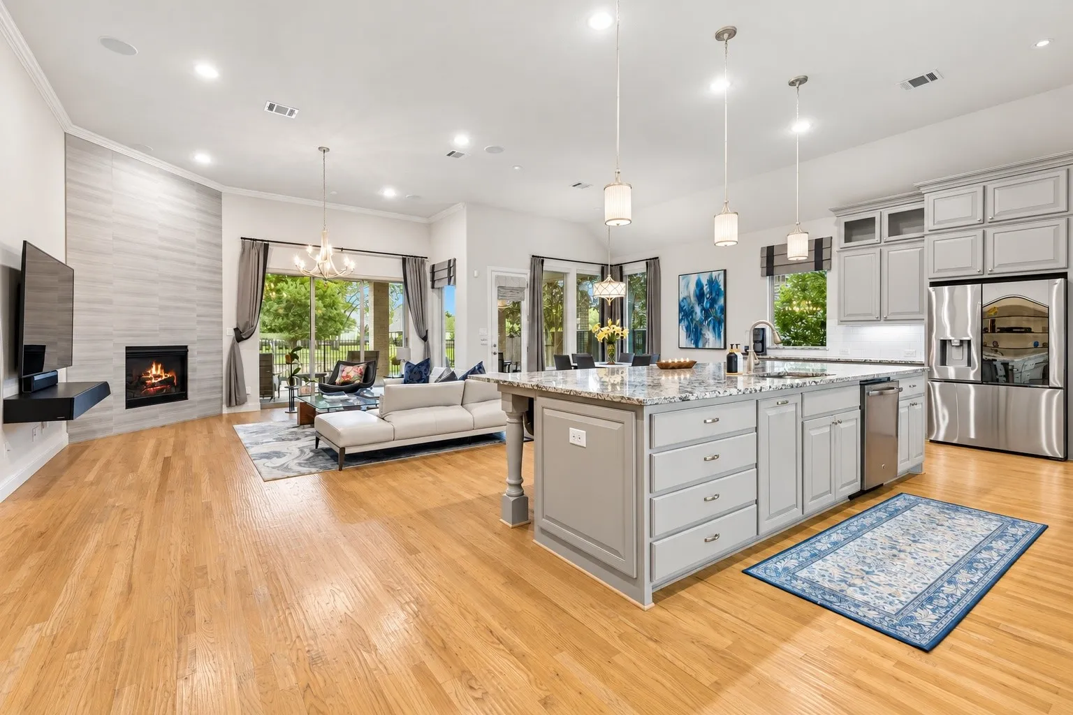 Single Family Residence For Sale in Tarrant County , 5729 Heron Drive W, Colleyville, Texas 76034, 3 Bedroom, 3 Bathroom, 3 Garage spaces, 2,911 Sqft, built in 2015, mls#21397940, Real Estate Agent in Colleyville, Homes For Sale in Tarrant county, Homes For Sale in Colleyville, Realtor in Colleyville Texas, Real Estate Brokerage Independent Realty Texas, Luminita Cordes Realtor