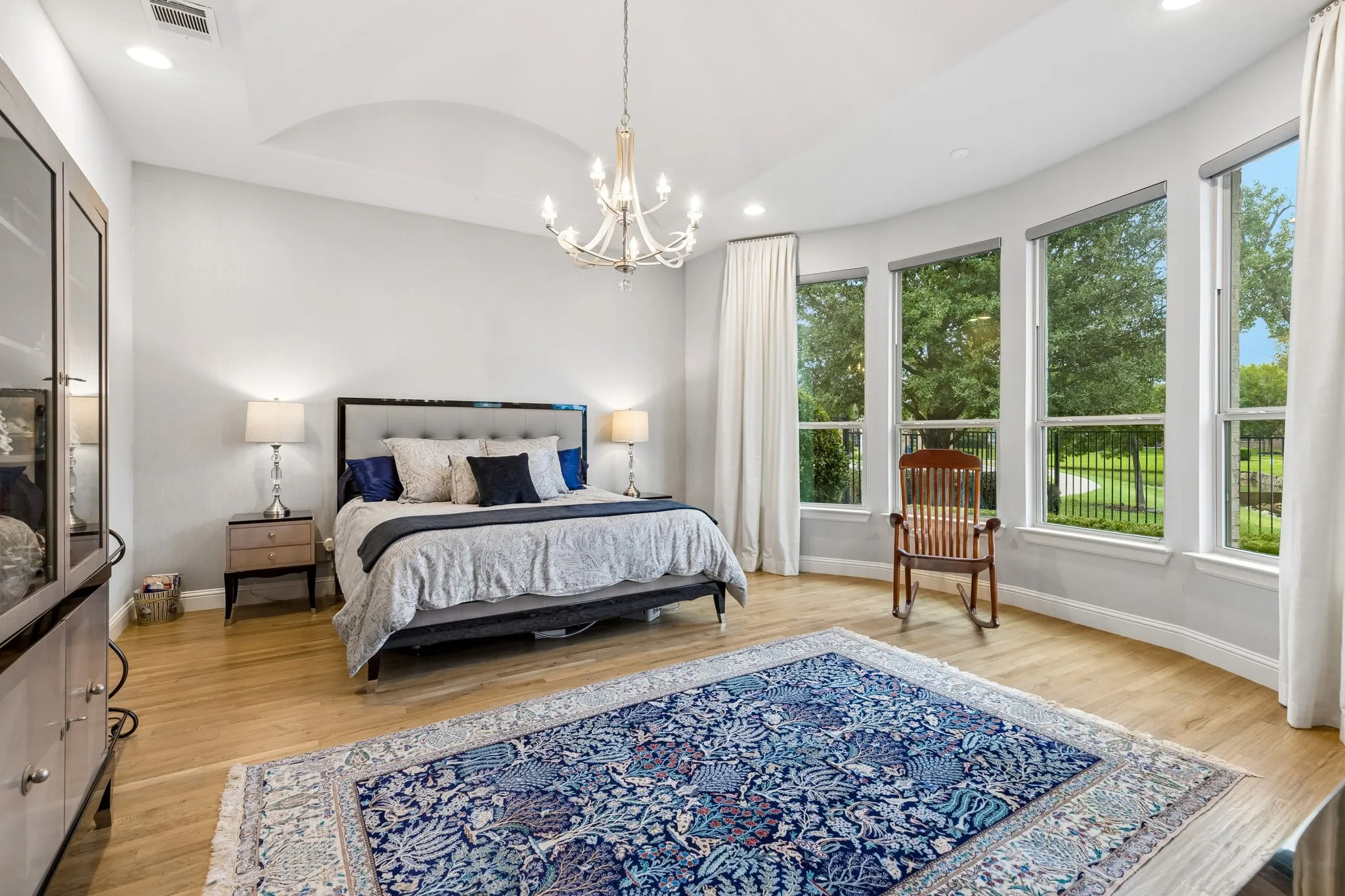 Single Family Residence For Sale in Tarrant County , 5729 Heron Drive W, Colleyville, Texas 76034, 3 Bedroom, 3 Bathroom, 3 Garage spaces, 2,911 Sqft, built in 2015, mls#21397940, Real Estate Agent in Colleyville, Homes For Sale in Tarrant county, Homes For Sale in Colleyville, Realtor in Colleyville Texas, Real Estate Brokerage Independent Realty Texas, Luminita Cordes Realtor