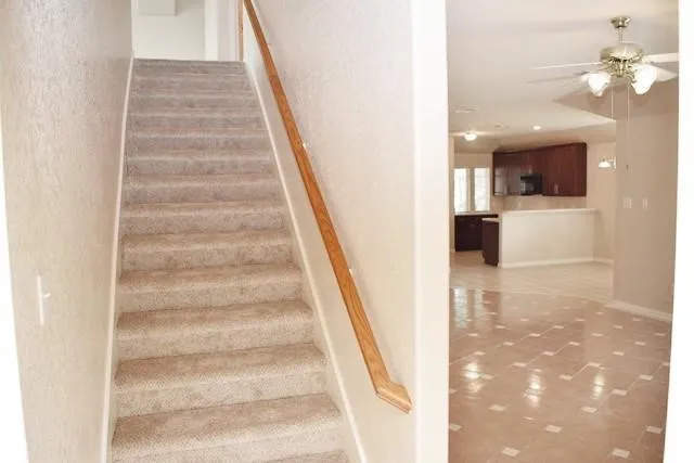 Single Family Residence For Sale in Tarrant County , 10332 Bear Creek Trail, Fort Worth, Texas 76244, 4 Bedroom, 3 Bathroom, 2 Garage spaces, 1,946 Sqft, built in 2005, mls#21402846, Real Estate Agent in Fort Worth, Homes For Sale in Tarrant county, Homes For Sale in Fort Worth, Realtor in Fort Worth Texas, Real Estate Brokerage Independent Realty Texas, Luminita Cordes Realtor
