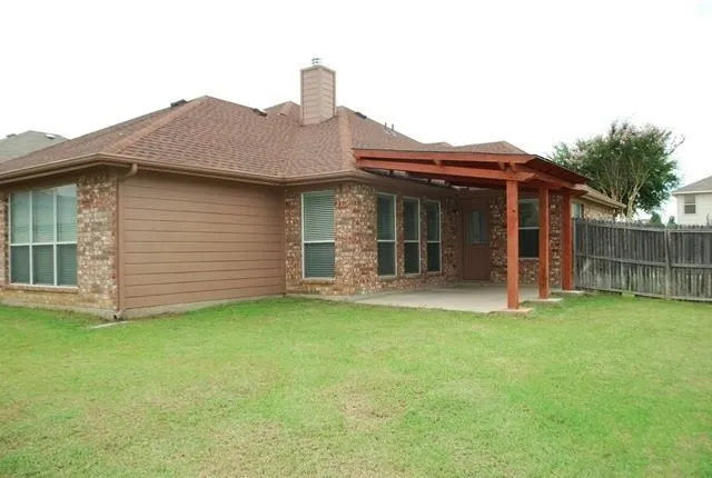 Single Family Residence For Sale in Tarrant County , 10332 Bear Creek Trail, Fort Worth, Texas 76244, 4 Bedroom, 3 Bathroom, 2 Garage spaces, 1,946 Sqft, built in 2005, mls#21402846, Real Estate Agent in Fort Worth, Homes For Sale in Tarrant county, Homes For Sale in Fort Worth, Realtor in Fort Worth Texas, Real Estate Brokerage Independent Realty Texas, Luminita Cordes Realtor