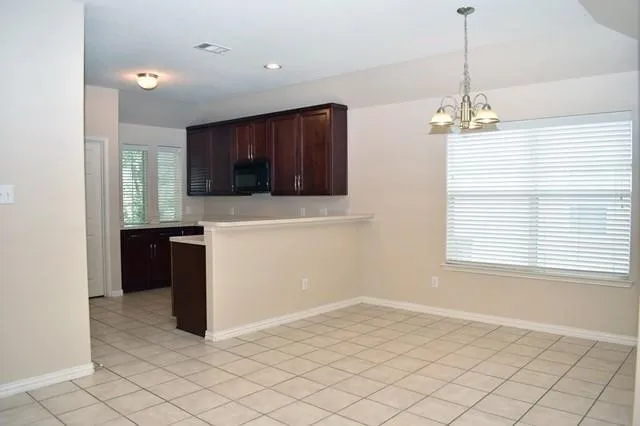 Single Family Residence For Sale in Tarrant County , 10332 Bear Creek Trail, Fort Worth, Texas 76244, 4 Bedroom, 3 Bathroom, 2 Garage spaces, 1,946 Sqft, built in 2005, mls#21402846, Real Estate Agent in Fort Worth, Homes For Sale in Tarrant county, Homes For Sale in Fort Worth, Realtor in Fort Worth Texas, Real Estate Brokerage Independent Realty Texas, Luminita Cordes Realtor