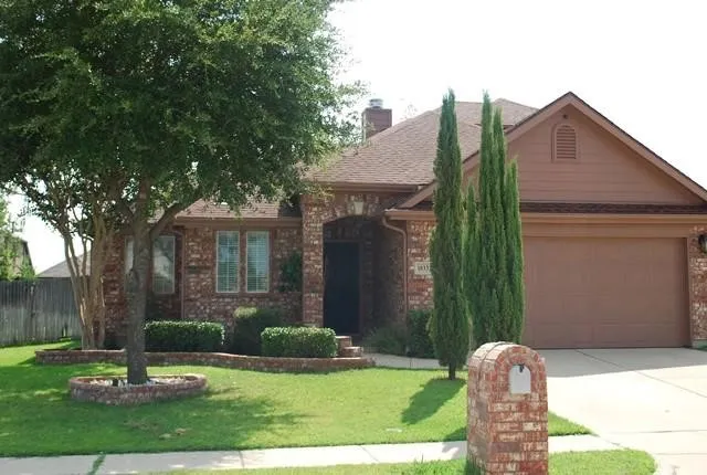 Single Family Residence For Sale in Tarrant County , 10332 Bear Creek Trail, Fort Worth, Texas 76244, 4 Bedroom, 3 Bathroom, 2 Garage spaces, 1,946 Sqft, built in 2005, mls#21402846, Real Estate Agent in Fort Worth, Homes For Sale in Tarrant county, Homes For Sale in Fort Worth, Realtor in Fort Worth Texas, Real Estate Brokerage Independent Realty Texas, Luminita Cordes Realtor