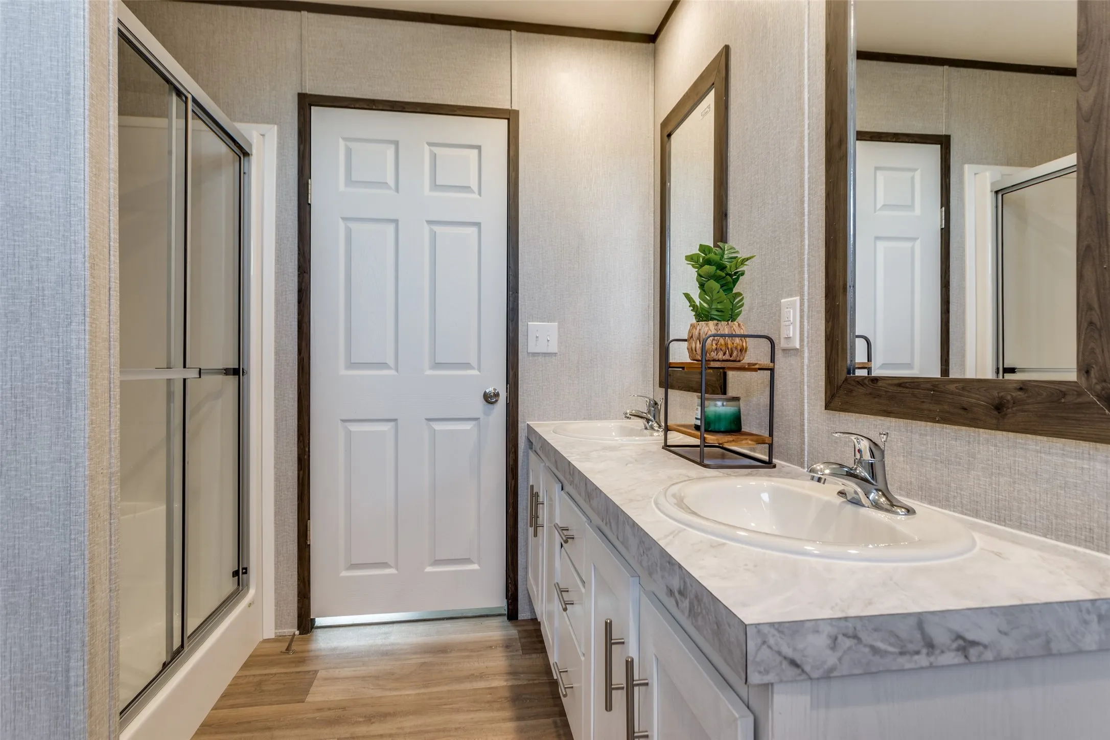 Mobile Home For Sale in Wise County , 175 Cedar Drive, Azle, Texas 76020, 3 Bedroom, 2 Bathroom, Garage spaces, 1,600 Sqft, built in 2026, mls#21403617, Real Estate Agent in Azle, Homes For Sale in Wise county, Homes For Sale in Azle, Realtor in Azle Texas, Real Estate Brokerage Independent Realty Texas, Luminita Cordes Realtor