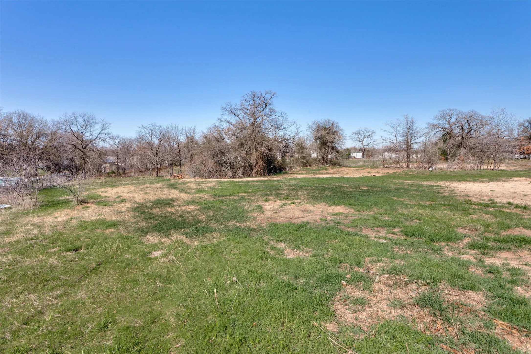 Mobile Home For Sale in Wise County , 175 Cedar Drive, Azle, Texas 76020, 3 Bedroom, 2 Bathroom, Garage spaces, 1,600 Sqft, built in 2026, mls#21403617, Real Estate Agent in Azle, Homes For Sale in Wise county, Homes For Sale in Azle, Realtor in Azle Texas, Real Estate Brokerage Independent Realty Texas, Luminita Cordes Realtor