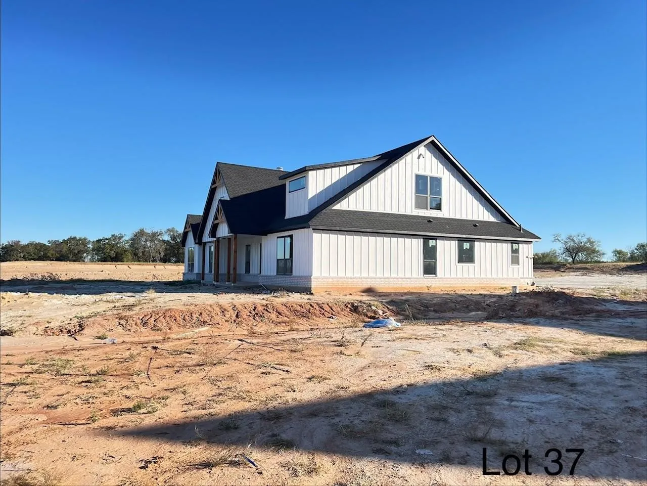 Single Family Residence For Sale in Parker County , 317 Jonny Boy Way, Springtown, Texas 76082, 4 Bedroom, 4 Bathroom, 2 Garage spaces, 2,532 Sqft, built in 2025, mls#21402376, Real Estate Agent in Springtown, Homes For Sale in Parker county, Homes For Sale in Springtown, Realtor in Springtown Texas, Real Estate Brokerage Independent Realty Texas, Luminita Cordes Realtor