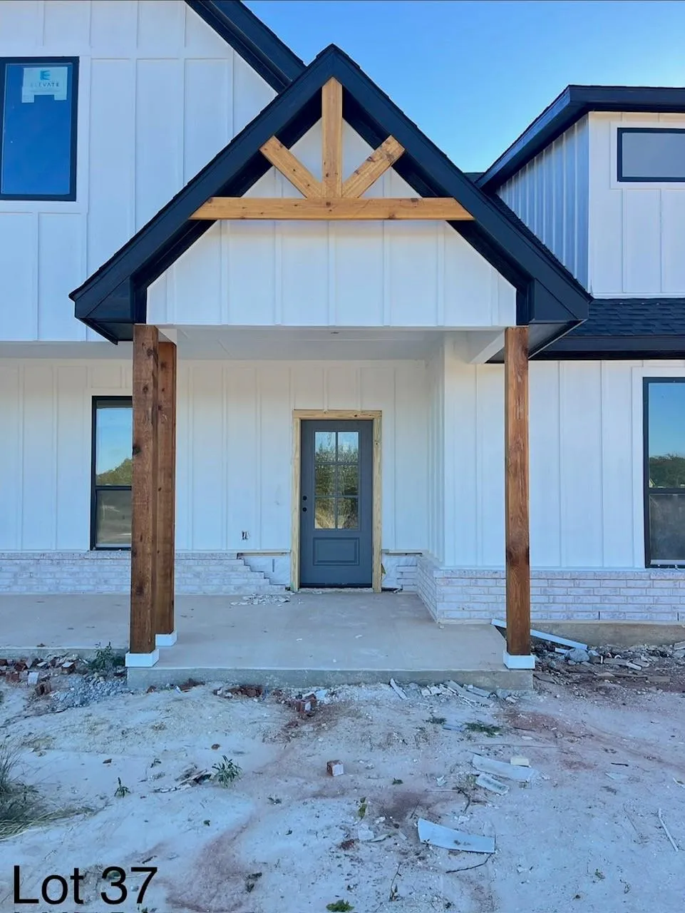 Single Family Residence For Sale in Parker County , 317 Jonny Boy Way, Springtown, Texas 76082, 4 Bedroom, 4 Bathroom, 2 Garage spaces, 2,532 Sqft, built in 2025, mls#21402376, Real Estate Agent in Springtown, Homes For Sale in Parker county, Homes For Sale in Springtown, Realtor in Springtown Texas, Real Estate Brokerage Independent Realty Texas, Luminita Cordes Realtor