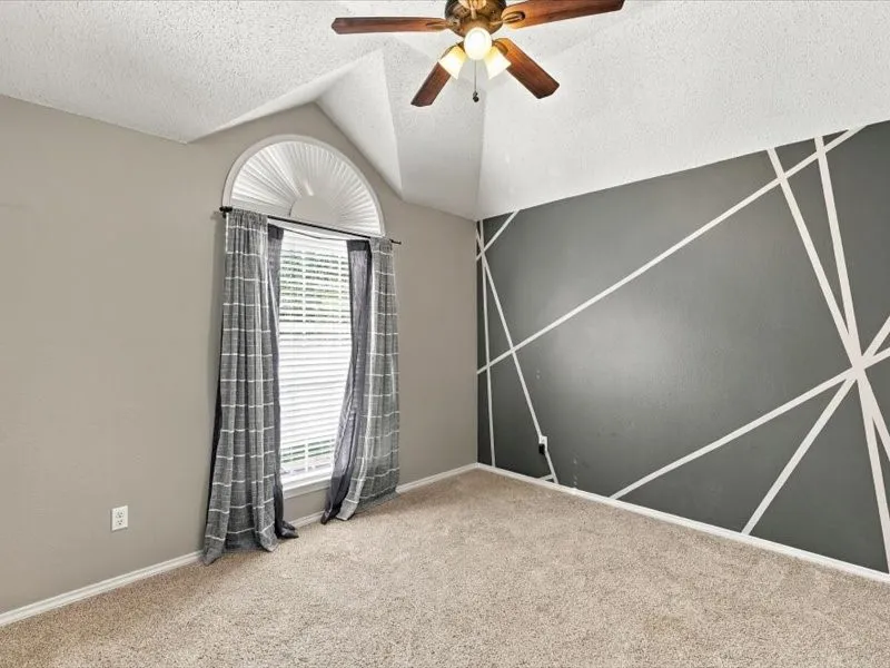 Single Family Residence For Rent in Tarrant County , 3709 Staghorn Circle N, Fort Worth, Texas 76137, 4 Bedroom, 2 Bathroom, 2 Garage spaces, 1,801 Sqft, built in 1999, mls#21403647, Real Estate Agent in Fort Worth, Homes For Rent in Tarrant county, Homes For Rent in Fort Worth, Realtor in Fort Worth Texas, Real Estate Brokerage Independent Realty Texas, Luminita Cordes Realtor