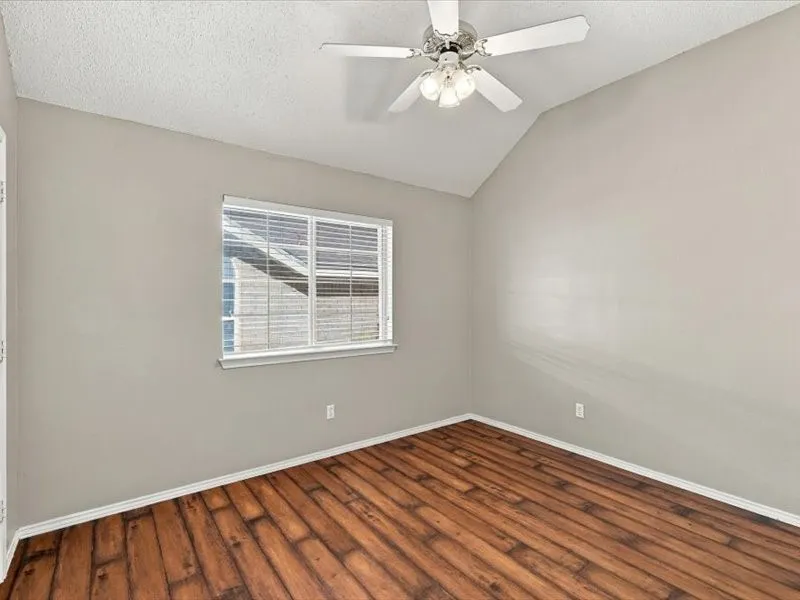 Single Family Residence For Rent in Tarrant County , 3709 Staghorn Circle N, Fort Worth, Texas 76137, 4 Bedroom, 2 Bathroom, 2 Garage spaces, 1,801 Sqft, built in 1999, mls#21403647, Real Estate Agent in Fort Worth, Homes For Rent in Tarrant county, Homes For Rent in Fort Worth, Realtor in Fort Worth Texas, Real Estate Brokerage Independent Realty Texas, Luminita Cordes Realtor