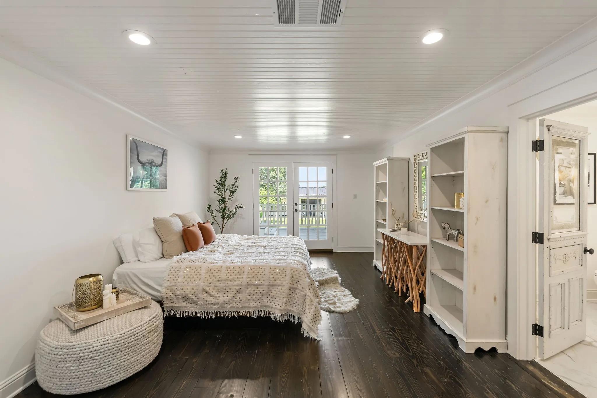 Farm For Sale in Collin County , 4023 Anns Lane, Parker, Texas 75002, 6 Bedroom, 7 Bathroom, 4 Garage spaces, 6,476 Sqft, built in 1998, mls#21403491, Real Estate Agent in Parker, Homes For Sale in Collin county, Homes For Sale in Parker, Realtor in Parker Texas, Real Estate Brokerage Independent Realty Texas, Luminita Cordes Realtor