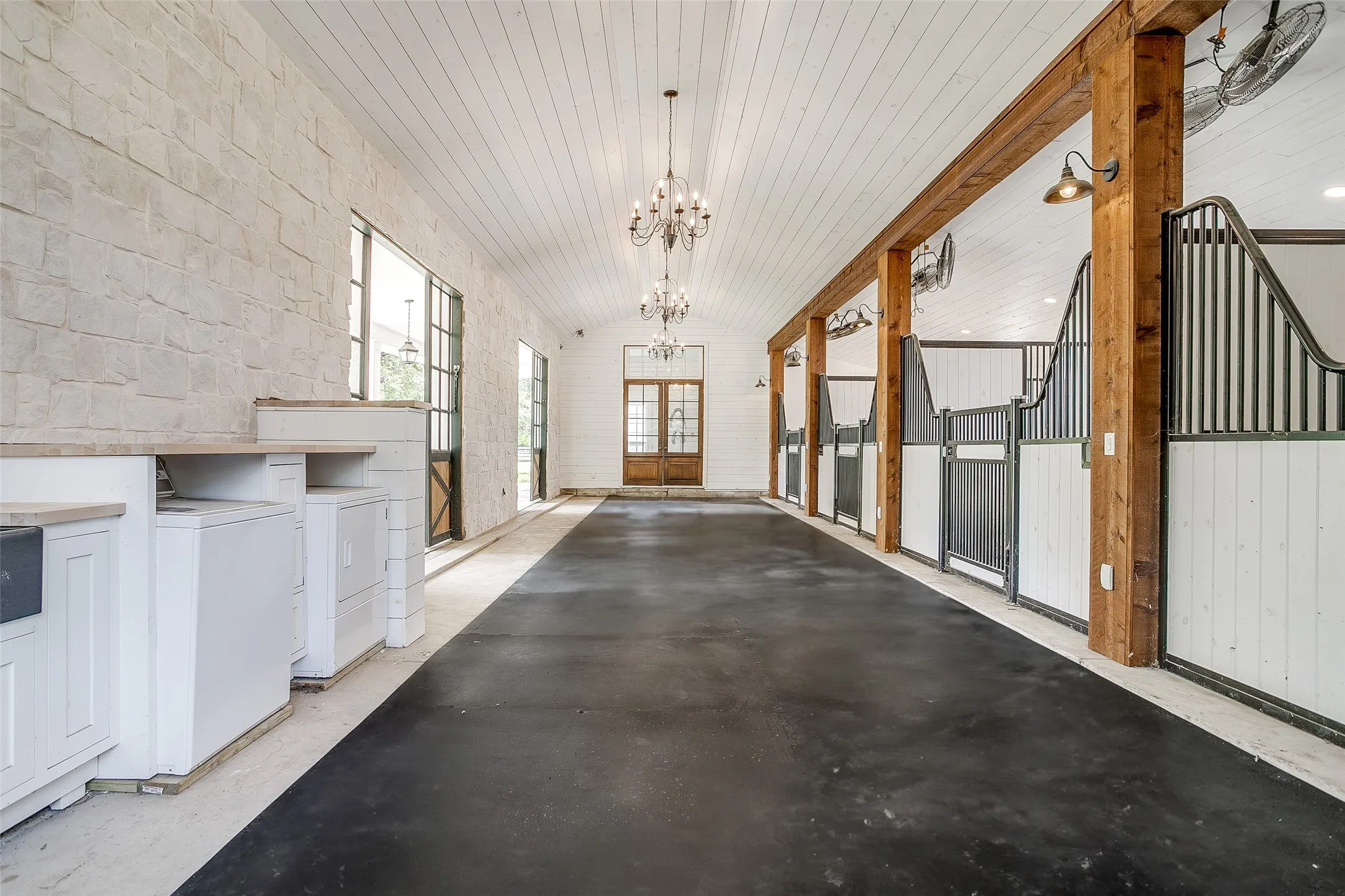 Farm For Sale in Collin County , 4023 Anns Lane, Parker, Texas 75002, 6 Bedroom, 7 Bathroom, 4 Garage spaces, 6,476 Sqft, built in 1998, mls#21403491, Real Estate Agent in Parker, Homes For Sale in Collin county, Homes For Sale in Parker, Realtor in Parker Texas, Real Estate Brokerage Independent Realty Texas, Luminita Cordes Realtor