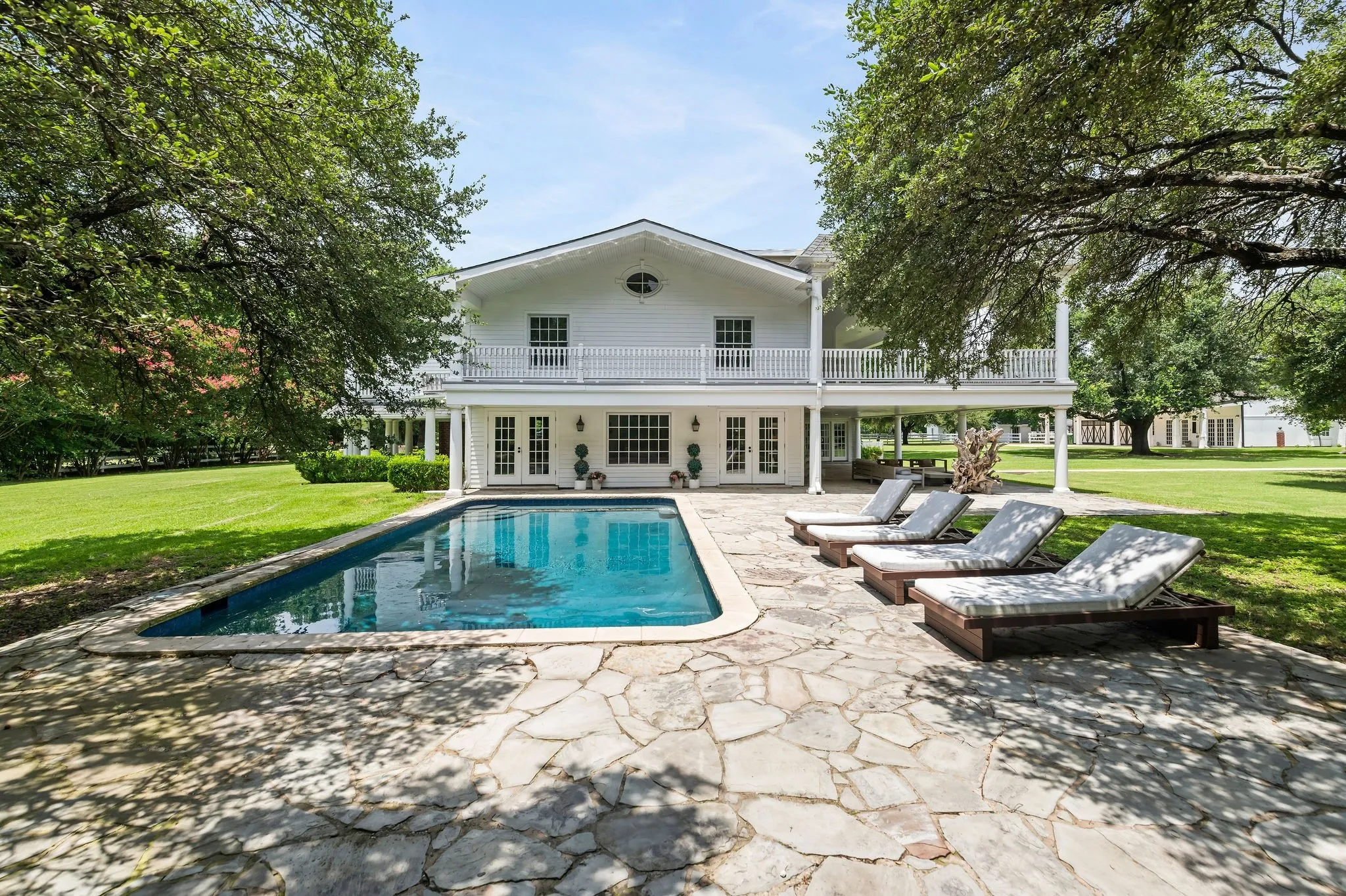 Farm For Sale in Collin County , 4023 Anns Lane, Parker, Texas 75002, 6 Bedroom, 7 Bathroom, 4 Garage spaces, 6,476 Sqft, built in 1998, mls#21403491, Real Estate Agent in Parker, Homes For Sale in Collin county, Homes For Sale in Parker, Realtor in Parker Texas, Real Estate Brokerage Independent Realty Texas, Luminita Cordes Realtor
