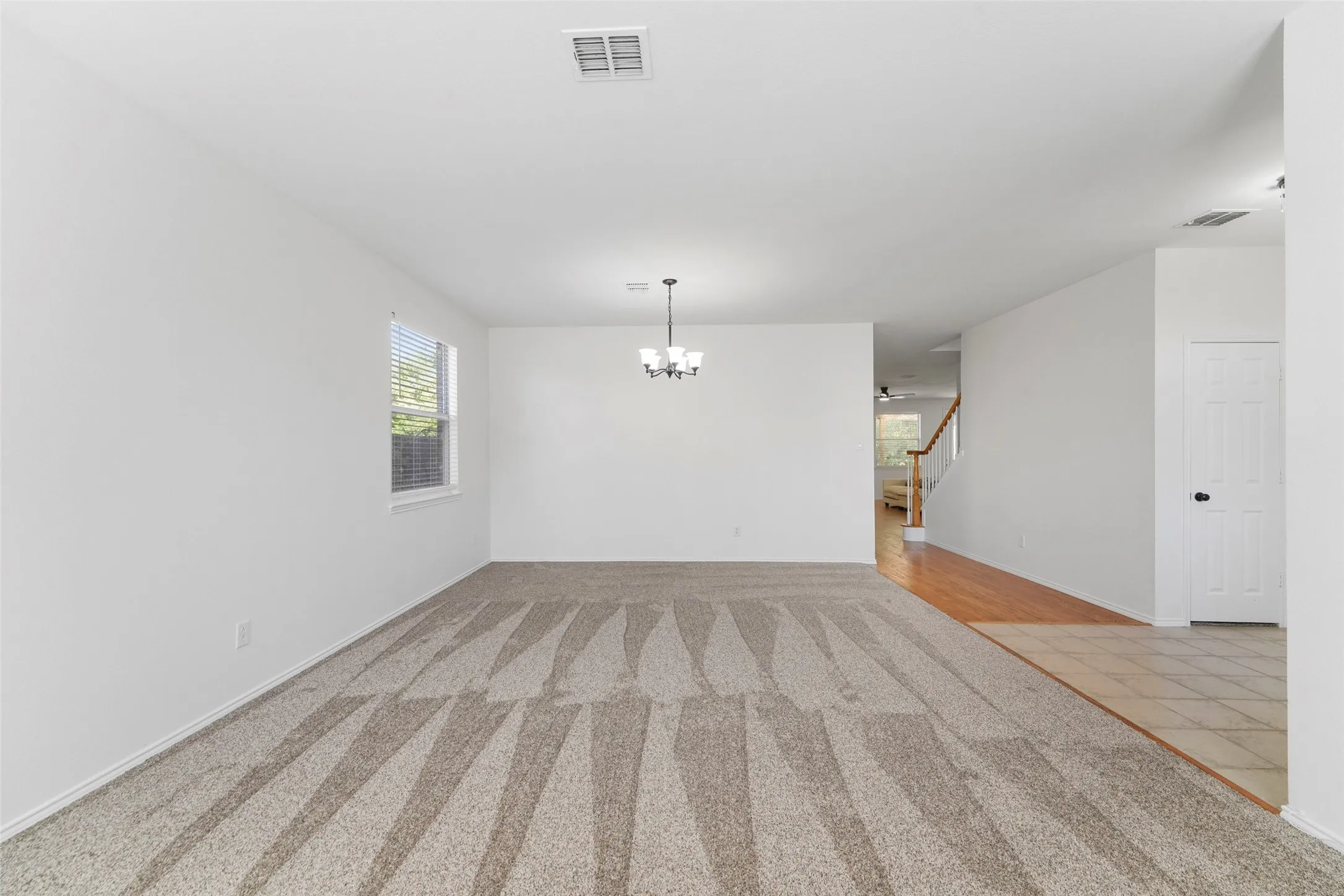 Single Family Residence For Sale in Denton County , 2337 Magnolia Drive, Little Elm, Texas 75068, 5 Bedroom, 4 Bathroom, 2 Garage spaces, 3,642 Sqft, built in 2000, mls#21403579, Real Estate Agent in Little Elm, Homes For Sale in Denton county, Homes For Sale in Little Elm, Realtor in Little Elm Texas, Real Estate Brokerage Independent Realty Texas, Luminita Cordes Realtor