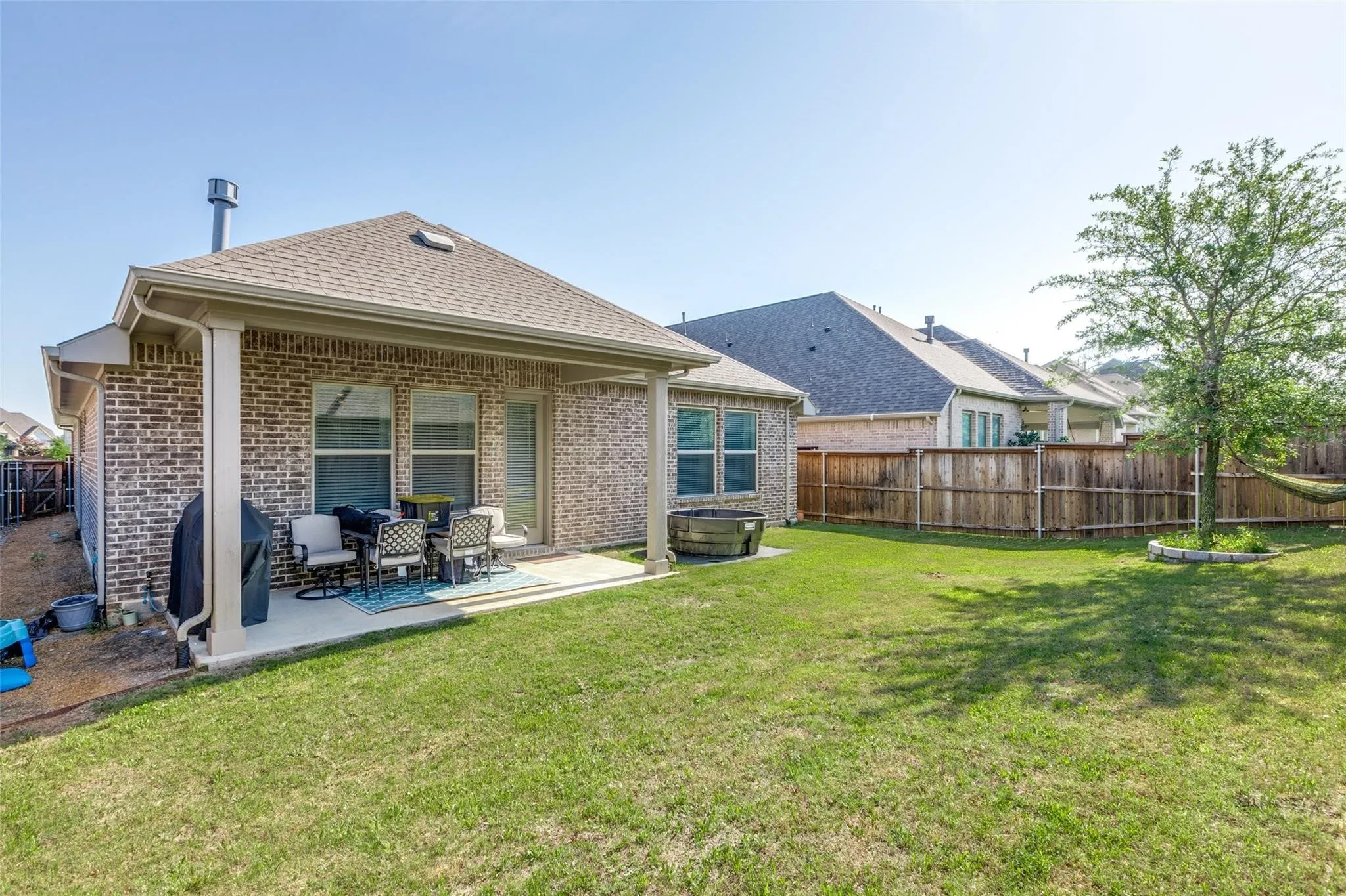 Single Family Residence For Sale in Collin County , 2501 War Admiral Street, Celina, Texas 75009, 4 Bedroom, 3 Bathroom, 2 Garage spaces, 2,252 Sqft, built in 2019, mls#21396071, Real Estate Agent in Celina, Homes For Sale in Collin county, Homes For Sale in Celina, Realtor in Celina Texas, Real Estate Brokerage Independent Realty Texas, Luminita Cordes Realtor