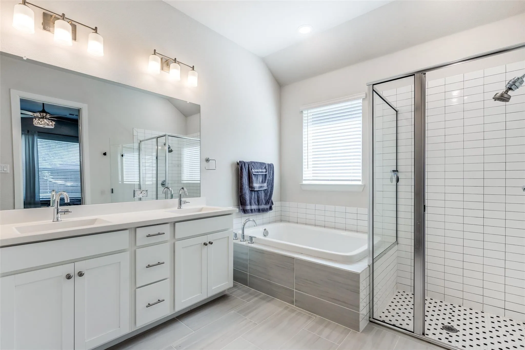 Single Family Residence For Sale in Collin County , 2501 War Admiral Street, Celina, Texas 75009, 4 Bedroom, 3 Bathroom, 2 Garage spaces, 2,252 Sqft, built in 2019, mls#21396071, Real Estate Agent in Celina, Homes For Sale in Collin county, Homes For Sale in Celina, Realtor in Celina Texas, Real Estate Brokerage Independent Realty Texas, Luminita Cordes Realtor