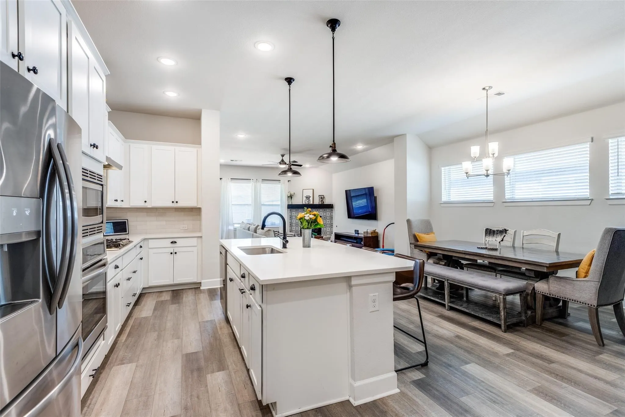 Single Family Residence For Sale in Collin County , 2501 War Admiral Street, Celina, Texas 75009, 4 Bedroom, 3 Bathroom, 2 Garage spaces, 2,252 Sqft, built in 2019, mls#21396071, Real Estate Agent in Celina, Homes For Sale in Collin county, Homes For Sale in Celina, Realtor in Celina Texas, Real Estate Brokerage Independent Realty Texas, Luminita Cordes Realtor