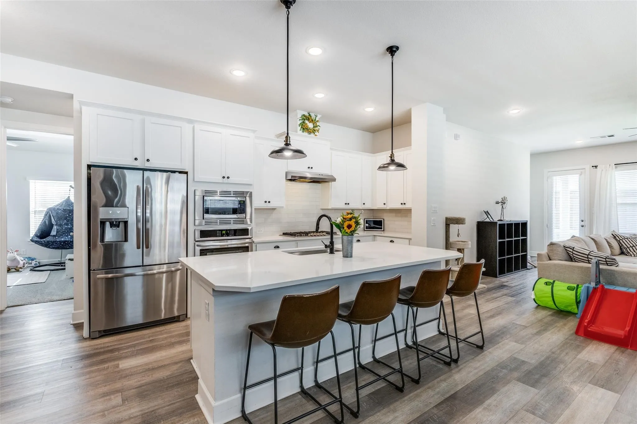 Single Family Residence For Sale in Collin County , 2501 War Admiral Street, Celina, Texas 75009, 4 Bedroom, 3 Bathroom, 2 Garage spaces, 2,252 Sqft, built in 2019, mls#21396071, Real Estate Agent in Celina, Homes For Sale in Collin county, Homes For Sale in Celina, Realtor in Celina Texas, Real Estate Brokerage Independent Realty Texas, Luminita Cordes Realtor