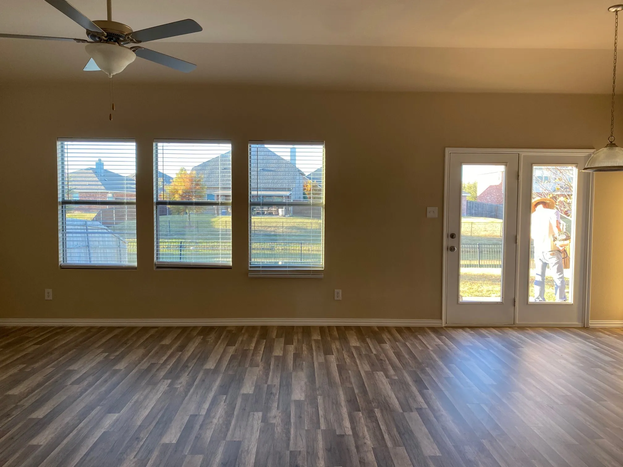 Single Family Residence For Rent in Denton County , 1060 Barrington Drive, Prosper, Texas 75078, 5 Bedroom, 3 Bathroom, 2 Garage spaces, 2,952 Sqft, built in 2010, mls#21403742, Real Estate Agent in Prosper, Homes For Rent in Denton county, Homes For Rent in Prosper, Realtor in Prosper Texas, Real Estate Brokerage Independent Realty Texas, Luminita Cordes Realtor