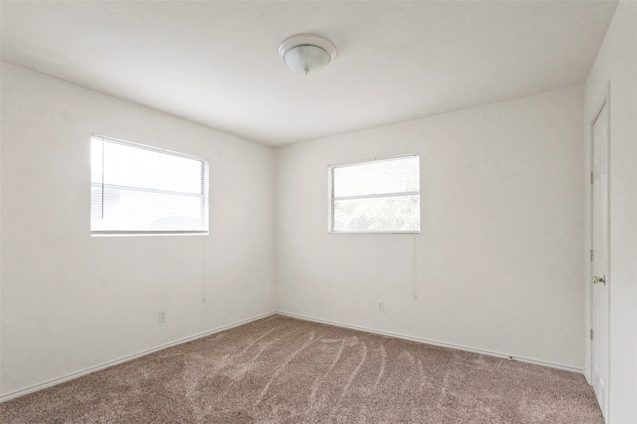 Single Family Residence For Rent in Hood County , 1811 Hidden Valley Road, Granbury, Texas 76049, 2 Bedroom, 1 Bathroom, Garage spaces, 864 Sqft, built in 1979, mls#21403747, Real Estate Agent in Granbury, Homes For Rent in Hood county, Homes For Rent in Granbury, Realtor in Granbury Texas, Real Estate Brokerage Independent Realty Texas, Luminita Cordes Realtor
