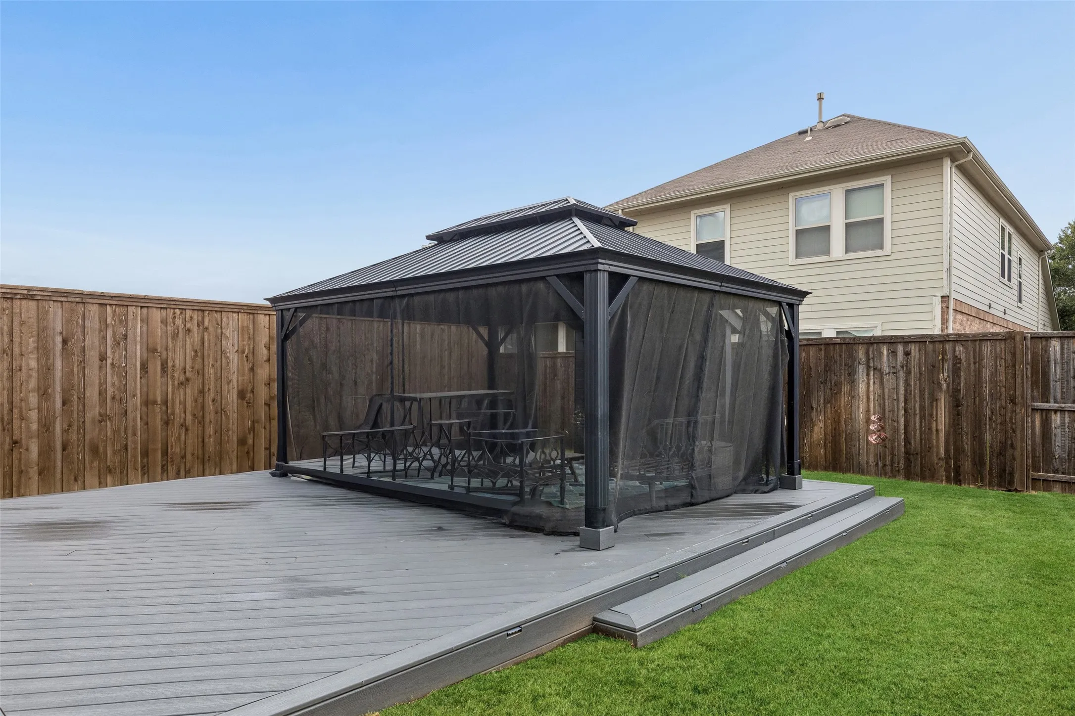 Single Family Residence For Sale in Denton County , 716 New Marion Road, Little Elm, Texas 75068, 4 Bedroom, 3 Bathroom, 2 Garage spaces, 2,521 Sqft, built in 2021, mls#21403151, Real Estate Agent in Little Elm, Homes For Sale in Denton county, Homes For Sale in Little Elm, Realtor in Little Elm Texas, Real Estate Brokerage Independent Realty Texas, Luminita Cordes Realtor