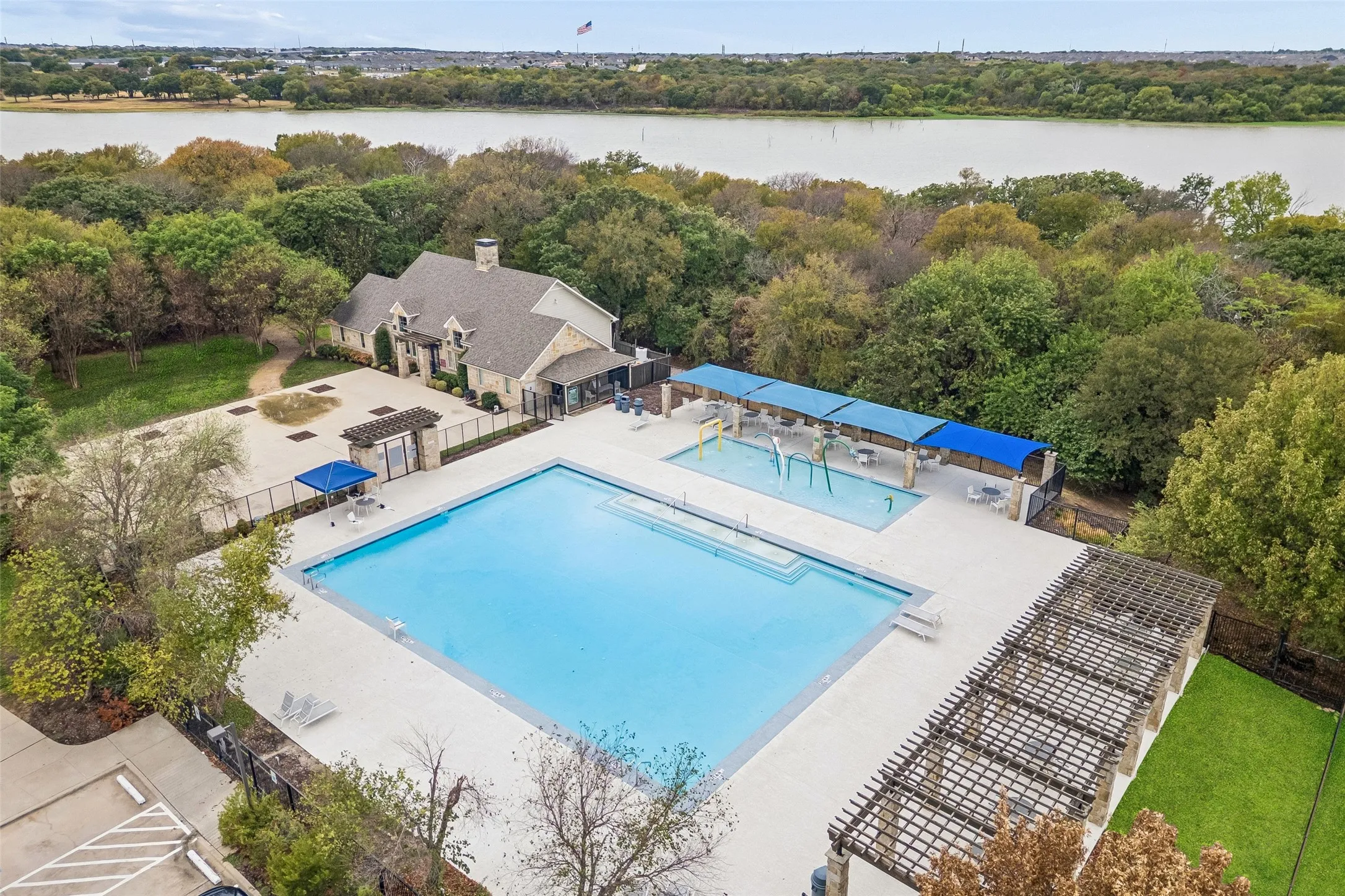 Single Family Residence For Sale in Denton County , 716 New Marion Road, Little Elm, Texas 75068, 4 Bedroom, 3 Bathroom, 2 Garage spaces, 2,521 Sqft, built in 2021, mls#21403151, Real Estate Agent in Little Elm, Homes For Sale in Denton county, Homes For Sale in Little Elm, Realtor in Little Elm Texas, Real Estate Brokerage Independent Realty Texas, Luminita Cordes Realtor
