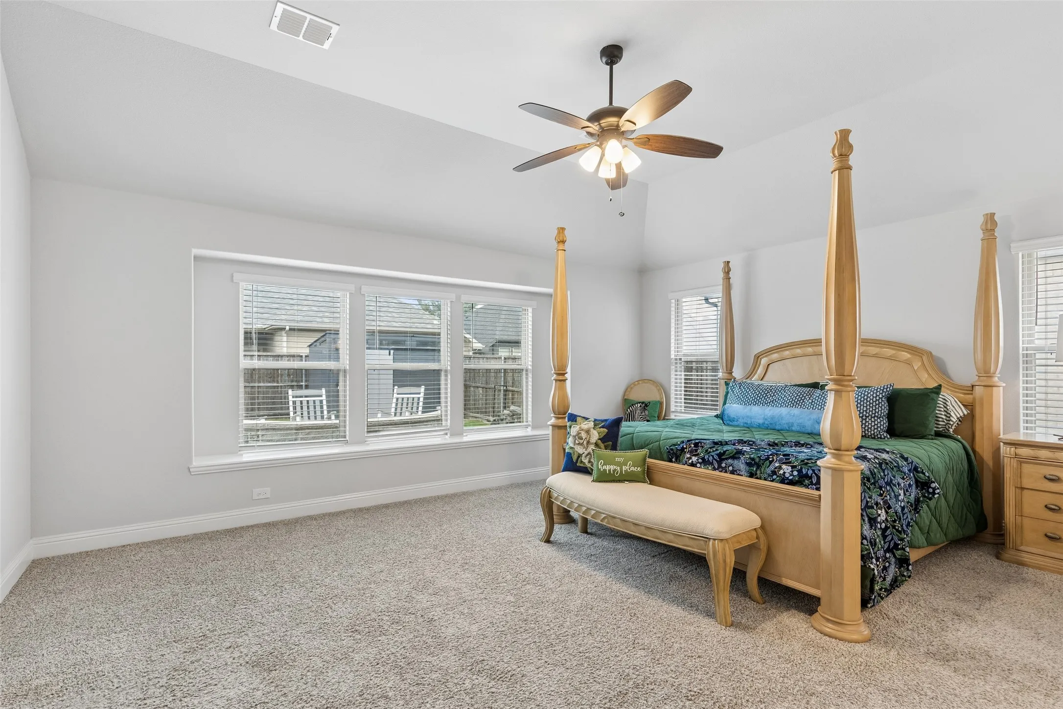Single Family Residence For Sale in Denton County , 716 New Marion Road, Little Elm, Texas 75068, 4 Bedroom, 3 Bathroom, 2 Garage spaces, 2,521 Sqft, built in 2021, mls#21403151, Real Estate Agent in Little Elm, Homes For Sale in Denton county, Homes For Sale in Little Elm, Realtor in Little Elm Texas, Real Estate Brokerage Independent Realty Texas, Luminita Cordes Realtor