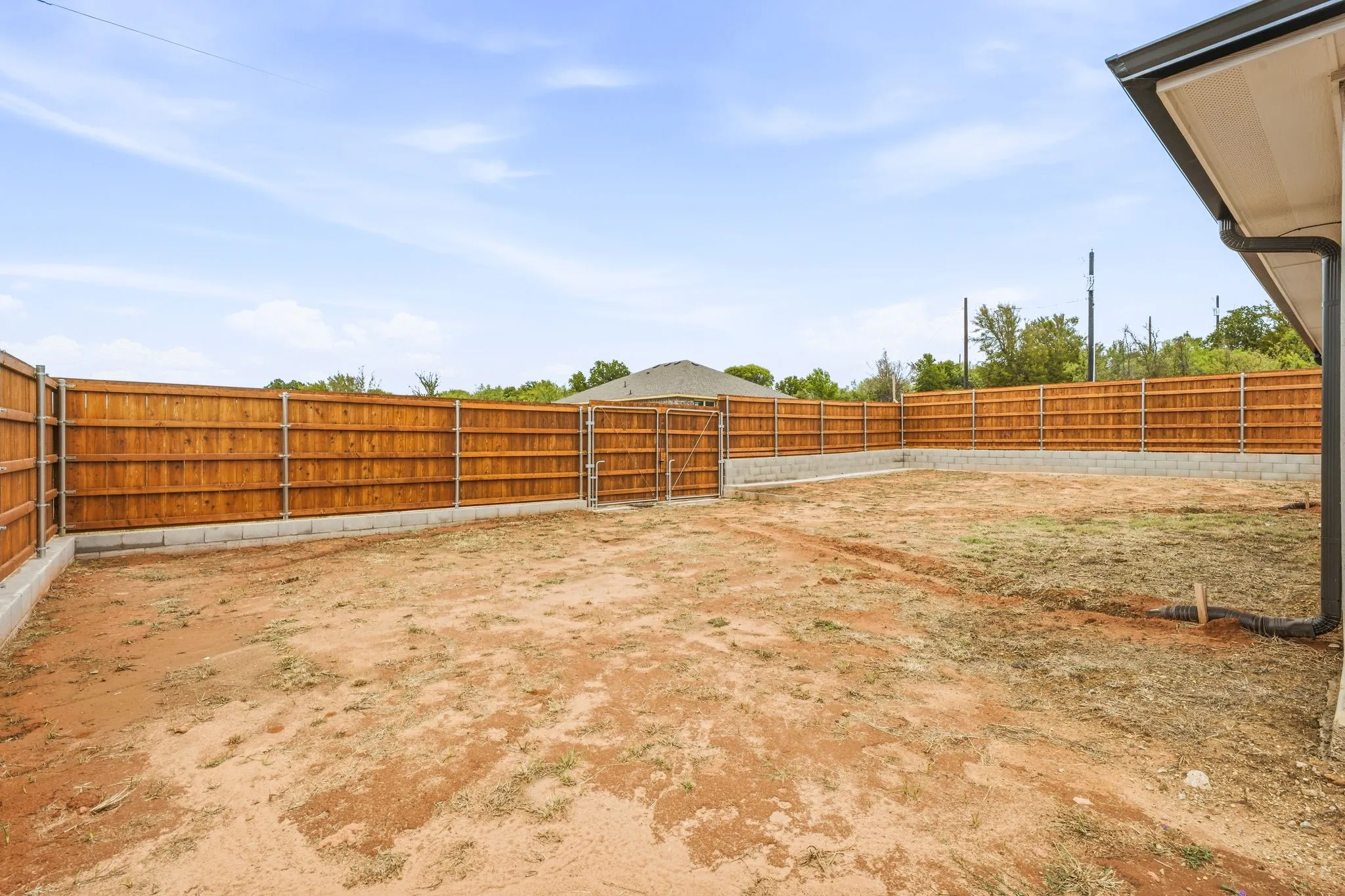 Single Family Residence For Sale in Young County , 1529 Jacqueline Lane, Graham, Texas 76450, 3 Bedroom, 2 Bathroom, 2 Garage spaces, 1,318 Sqft, built in 2024, mls#21403753, Real Estate Agent in Graham, Homes For Sale in Young county, Homes For Sale in Graham, Realtor in Graham Texas, Real Estate Brokerage Independent Realty Texas, Luminita Cordes Realtor