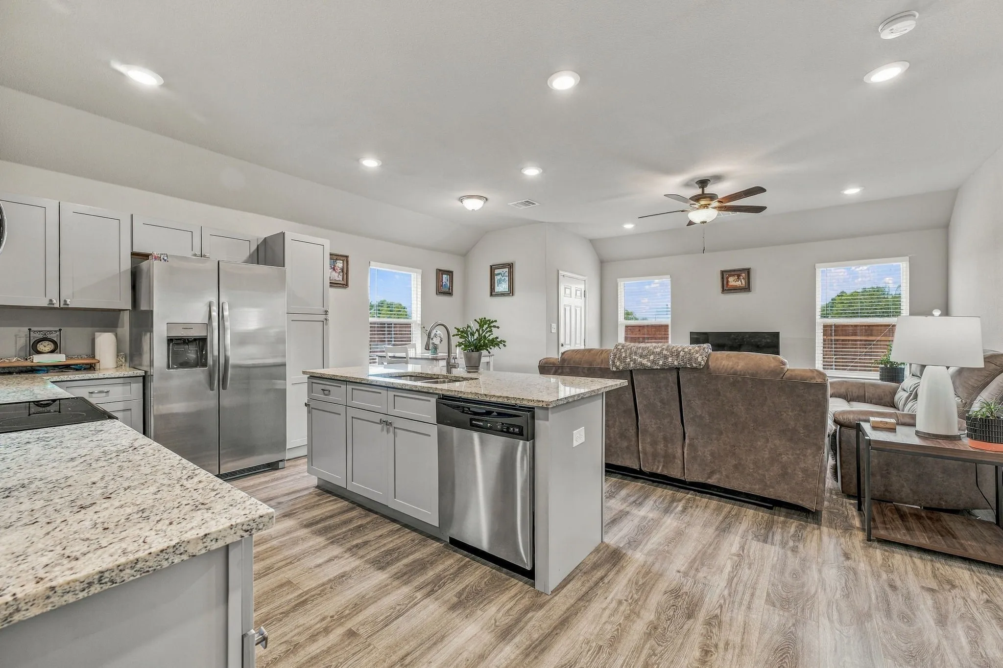 Single Family Residence For Sale in Young County , 1529 Jacqueline Lane, Graham, Texas 76450, 3 Bedroom, 2 Bathroom, 2 Garage spaces, 1,318 Sqft, built in 2024, mls#21403753, Real Estate Agent in Graham, Homes For Sale in Young county, Homes For Sale in Graham, Realtor in Graham Texas, Real Estate Brokerage Independent Realty Texas, Luminita Cordes Realtor