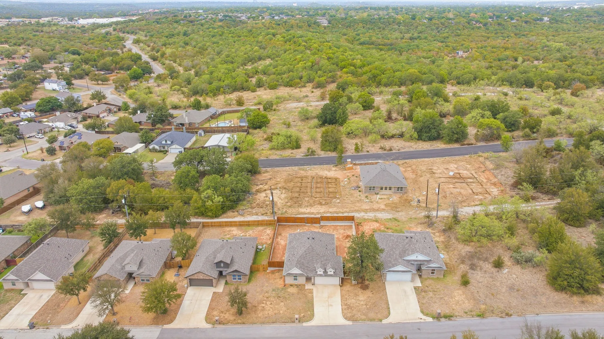 Single Family Residence For Sale in Young County , 1529 Jacqueline Lane, Graham, Texas 76450, 3 Bedroom, 2 Bathroom, 2 Garage spaces, 1,318 Sqft, built in 2024, mls#21403753, Real Estate Agent in Graham, Homes For Sale in Young county, Homes For Sale in Graham, Realtor in Graham Texas, Real Estate Brokerage Independent Realty Texas, Luminita Cordes Realtor