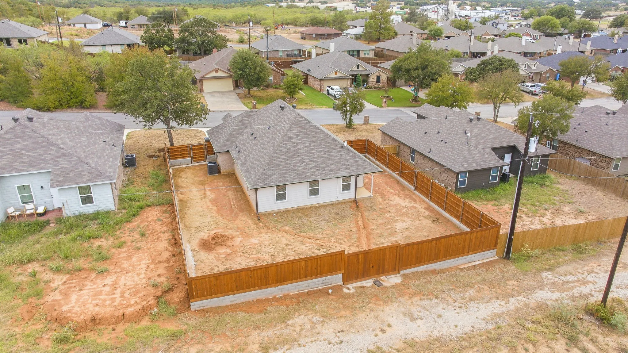 Single Family Residence For Sale in Young County , 1529 Jacqueline Lane, Graham, Texas 76450, 3 Bedroom, 2 Bathroom, 2 Garage spaces, 1,318 Sqft, built in 2024, mls#21403753, Real Estate Agent in Graham, Homes For Sale in Young county, Homes For Sale in Graham, Realtor in Graham Texas, Real Estate Brokerage Independent Realty Texas, Luminita Cordes Realtor