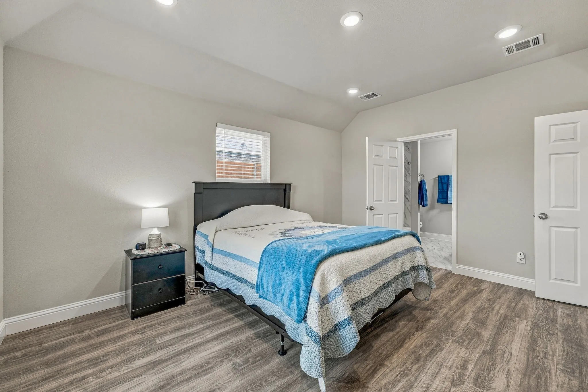 Single Family Residence For Sale in Young County , 1529 Jacqueline Lane, Graham, Texas 76450, 3 Bedroom, 2 Bathroom, 2 Garage spaces, 1,318 Sqft, built in 2024, mls#21403753, Real Estate Agent in Graham, Homes For Sale in Young county, Homes For Sale in Graham, Realtor in Graham Texas, Real Estate Brokerage Independent Realty Texas, Luminita Cordes Realtor