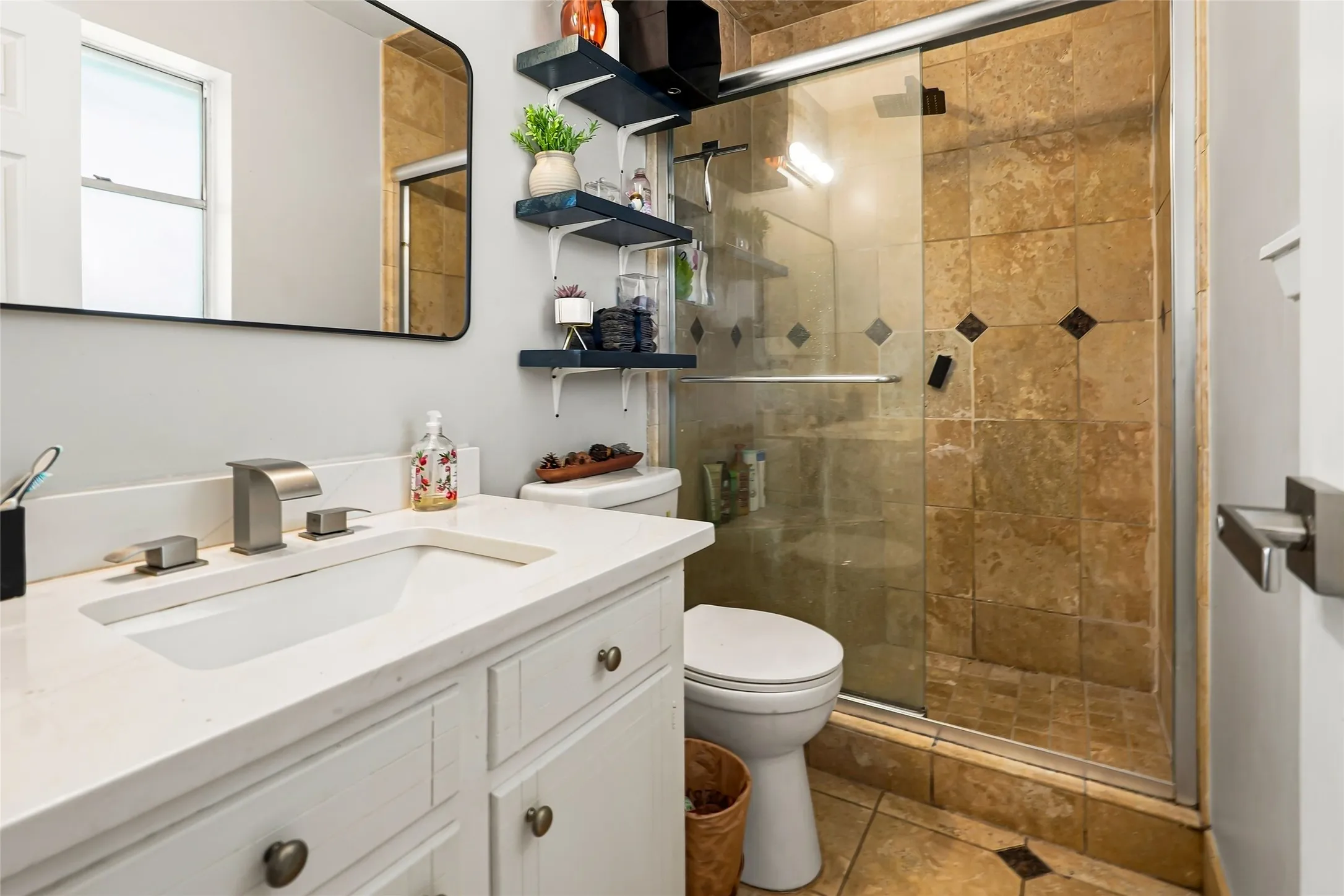 Single Family Residence For Sale in Navarro County , 3510 NORTHPARK DR., Corsicana, Texas 75110, 3 Bedroom, 2 Bathroom, Garage spaces, 1,581 Sqft, built in 1969, mls#21403752, Real Estate Agent in Corsicana, Homes For Sale in Navarro county, Homes For Sale in Corsicana, Realtor in Corsicana Texas, Real Estate Brokerage Independent Realty Texas, Luminita Cordes Realtor