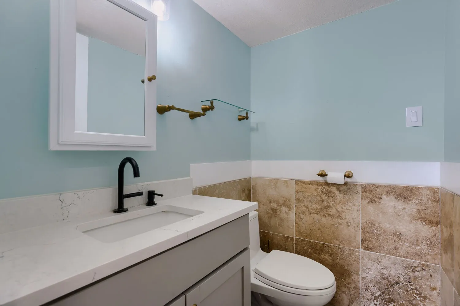 Single Family Residence For Sale in Ellis County , 617 Buckboard Street, Ovilla, Texas 75154, 4 Bedroom, 3 Bathroom, 2 Garage spaces, 2,488 Sqft, built in 1984, mls#21380686, Real Estate Agent in Ovilla, Homes For Sale in Ellis county, Homes For Sale in Ovilla, Realtor in Ovilla Texas, Real Estate Brokerage Independent Realty Texas, Luminita Cordes Realtor