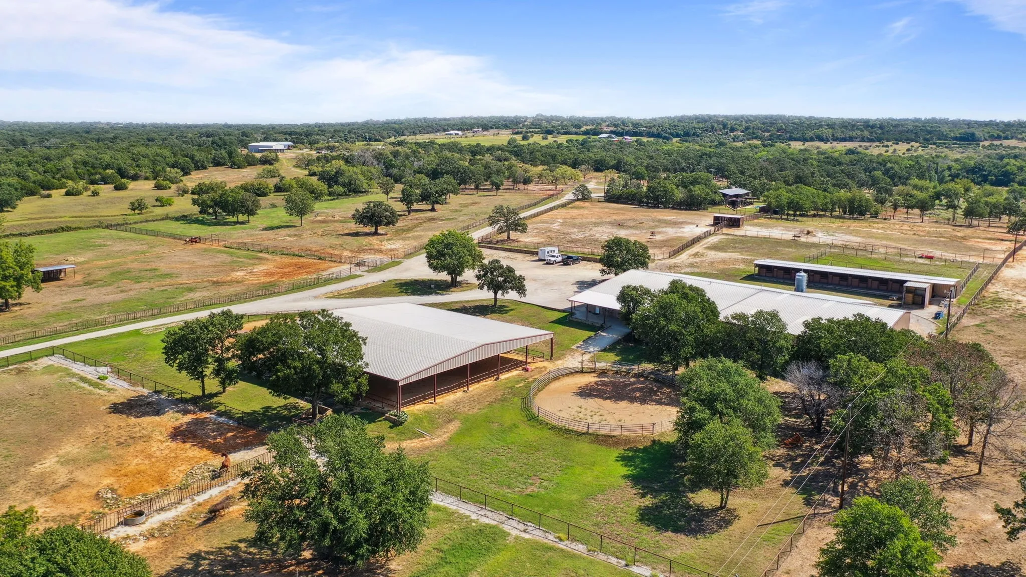 Farm For Sale in Parker County , 2710 Advance Road, Weatherford, Texas 76088, 3 Bedroom, 4 Bathroom, Garage spaces, 3,696 Sqft, built in 1987, mls#21403755, Real Estate Agent in Weatherford, Homes For Sale in Parker county, Homes For Sale in Weatherford, Realtor in Weatherford Texas, Real Estate Brokerage Independent Realty Texas, Luminita Cordes Realtor