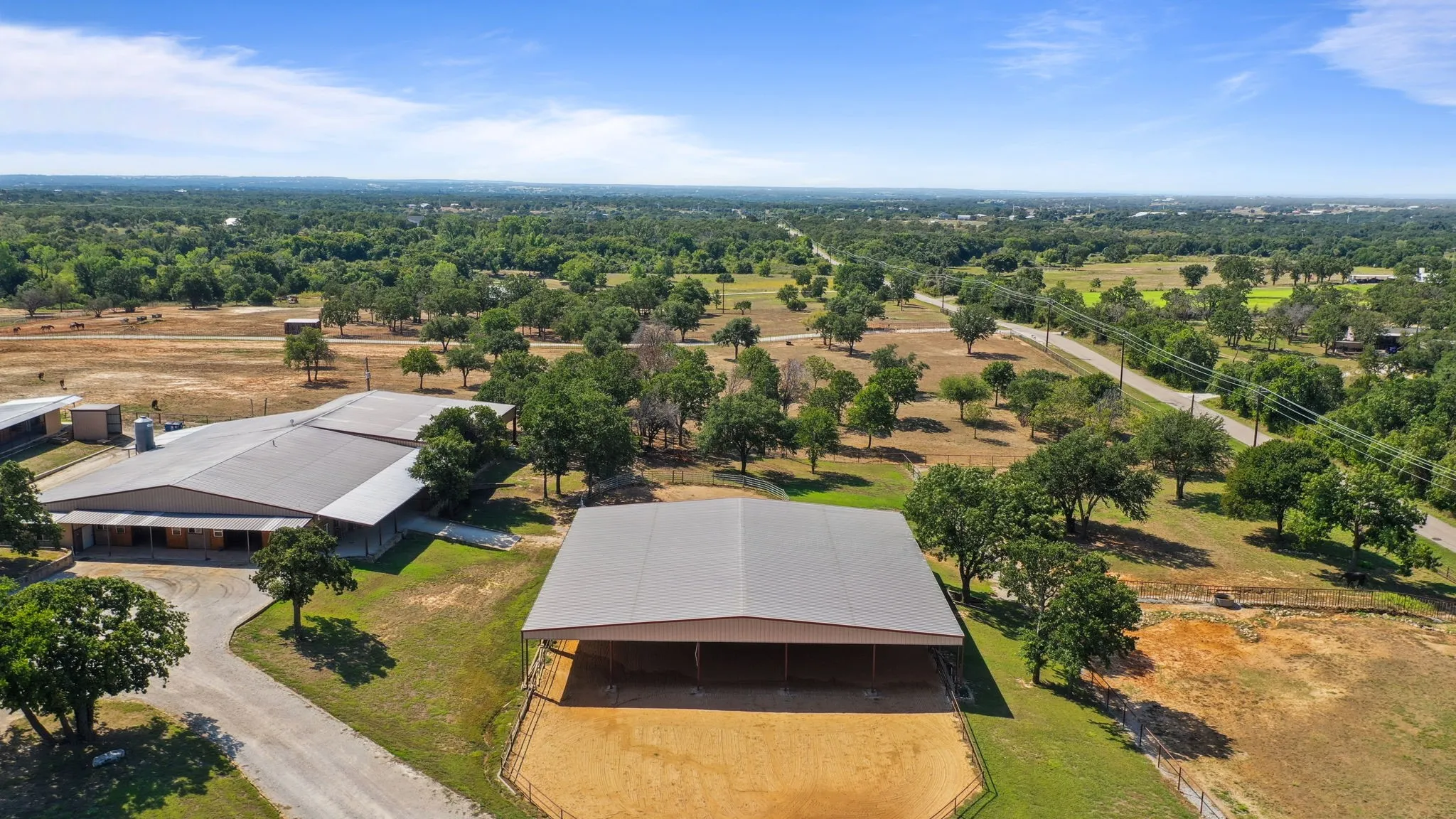 Farm For Sale in Parker County , 2710 Advance Road, Weatherford, Texas 76088, 3 Bedroom, 4 Bathroom, Garage spaces, 3,696 Sqft, built in 1987, mls#21403755, Real Estate Agent in Weatherford, Homes For Sale in Parker county, Homes For Sale in Weatherford, Realtor in Weatherford Texas, Real Estate Brokerage Independent Realty Texas, Luminita Cordes Realtor