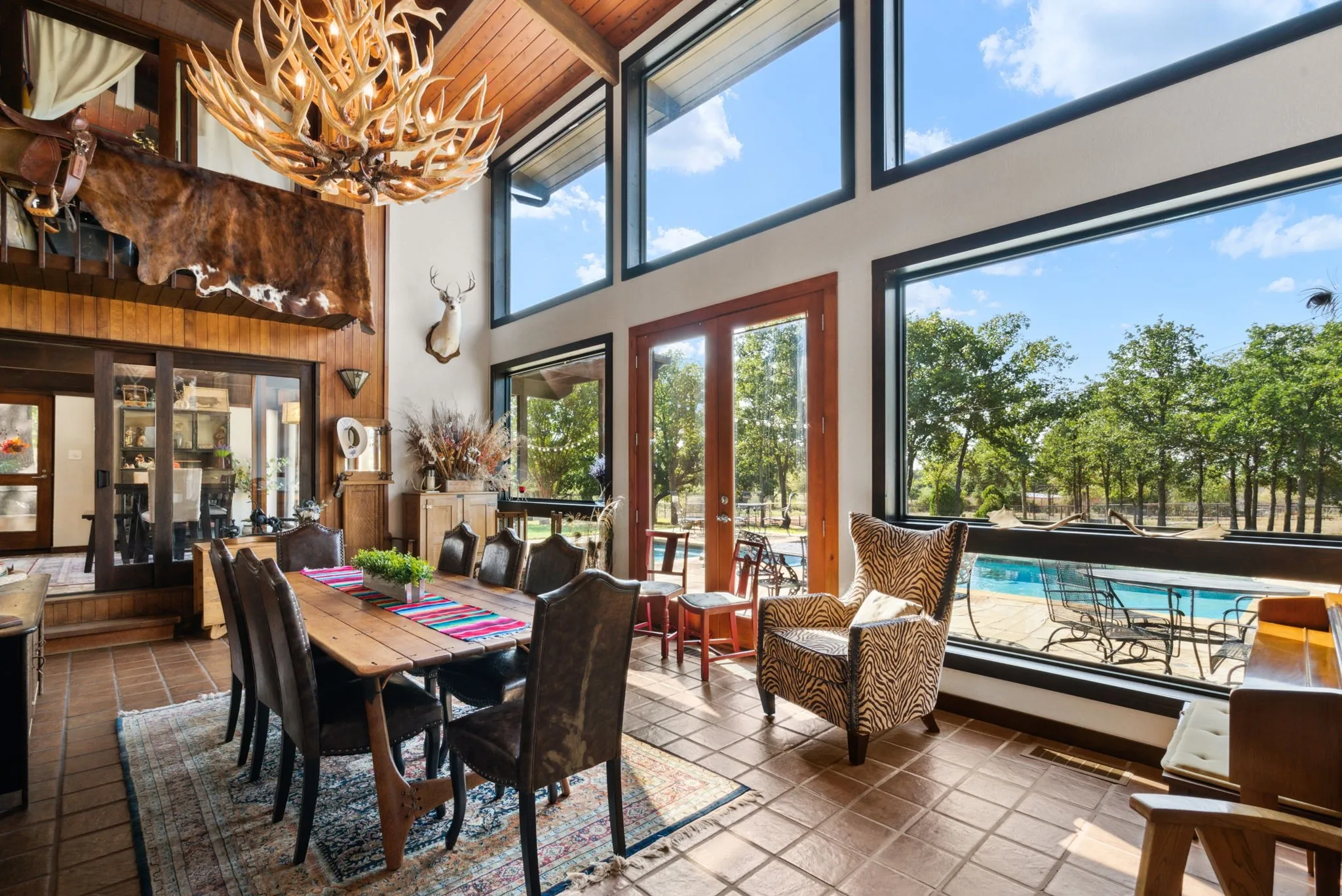 Farm For Sale in Parker County , 2710 Advance Road, Weatherford, Texas 76088, 3 Bedroom, 4 Bathroom, Garage spaces, 3,696 Sqft, built in 1987, mls#21403755, Real Estate Agent in Weatherford, Homes For Sale in Parker county, Homes For Sale in Weatherford, Realtor in Weatherford Texas, Real Estate Brokerage Independent Realty Texas, Luminita Cordes Realtor