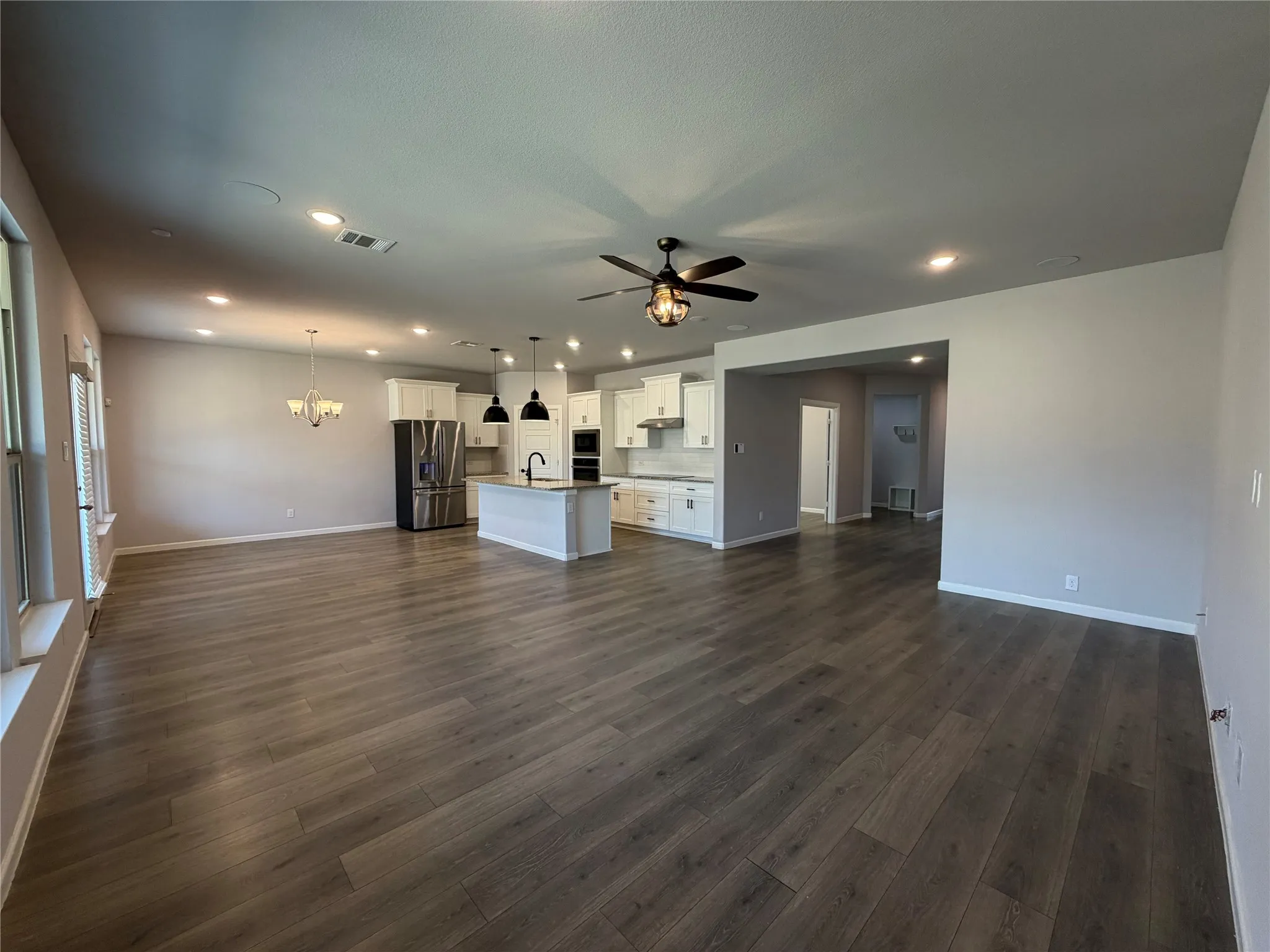 Single Family Residence For Sale in Tarrant County , 5417 Highview Court, Haltom City, Texas 76137, 4 Bedroom, 2 Bathroom, 2 Garage spaces, 2,478 Sqft, built in 2020, mls#21400434, Real Estate Agent in Haltom City, Homes For Sale in Tarrant county, Homes For Sale in Haltom City, Realtor in Haltom City Texas, Real Estate Brokerage Independent Realty Texas, Luminita Cordes Realtor