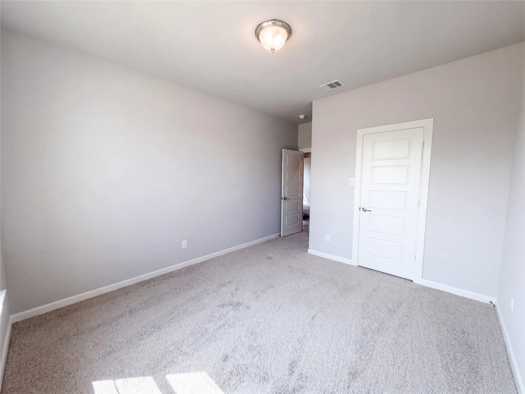 Single Family Residence For Sale in Tarrant County , 5417 Highview Court, Haltom City, Texas 76137, 4 Bedroom, 2 Bathroom, 2 Garage spaces, 2,478 Sqft, built in 2020, mls#21400434, Real Estate Agent in Haltom City, Homes For Sale in Tarrant county, Homes For Sale in Haltom City, Realtor in Haltom City Texas, Real Estate Brokerage Independent Realty Texas, Luminita Cordes Realtor