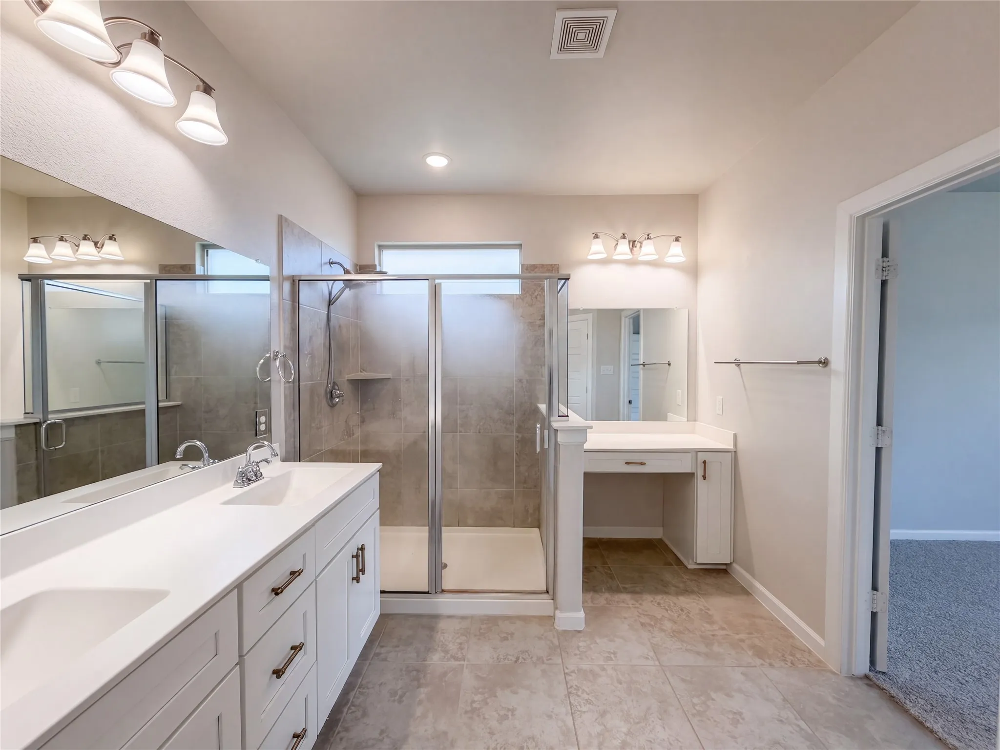 Single Family Residence For Sale in Tarrant County , 5417 Highview Court, Haltom City, Texas 76137, 4 Bedroom, 2 Bathroom, 2 Garage spaces, 2,478 Sqft, built in 2020, mls#21400434, Real Estate Agent in Haltom City, Homes For Sale in Tarrant county, Homes For Sale in Haltom City, Realtor in Haltom City Texas, Real Estate Brokerage Independent Realty Texas, Luminita Cordes Realtor