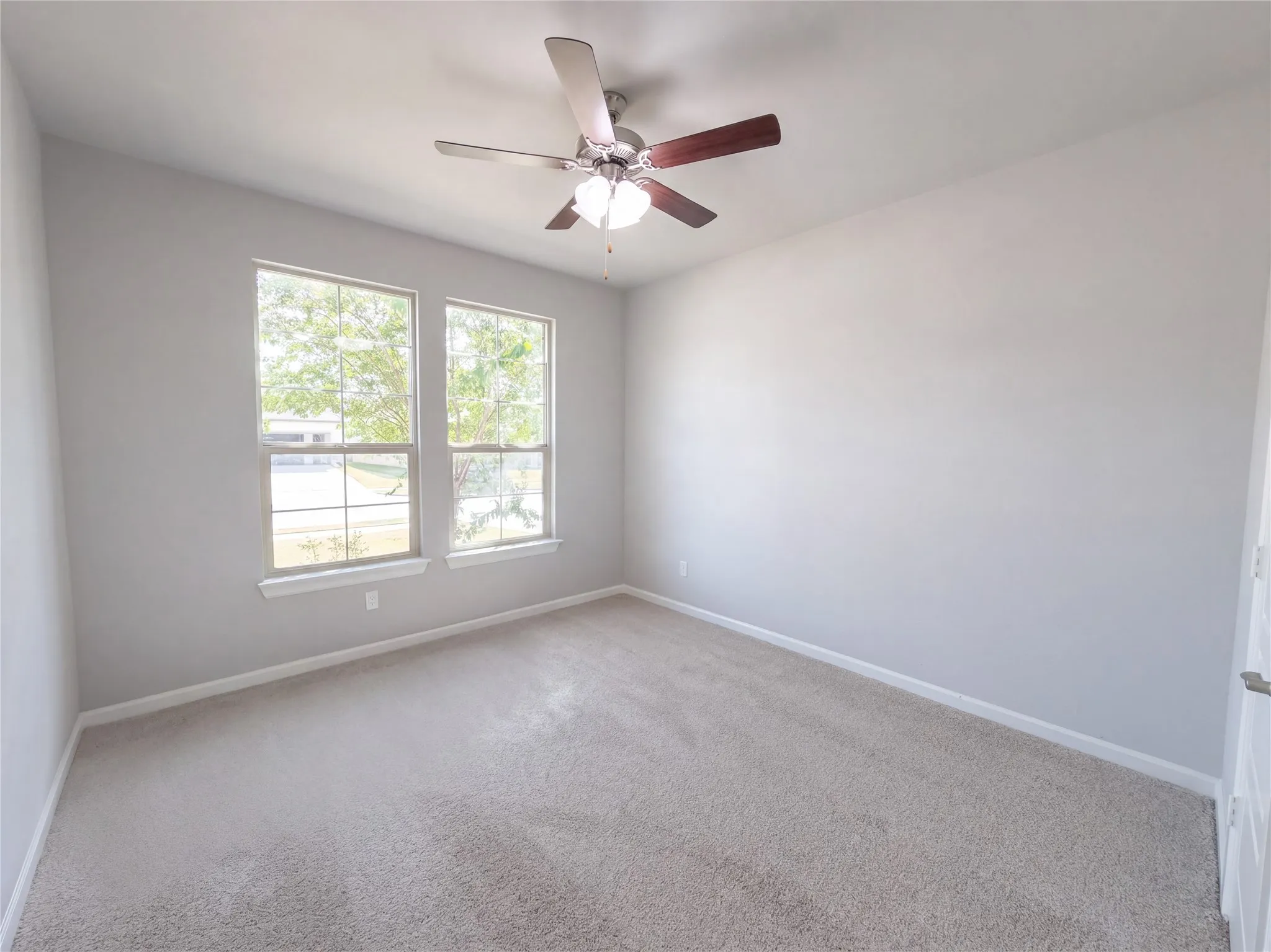 Single Family Residence For Sale in Tarrant County , 5417 Highview Court, Haltom City, Texas 76137, 4 Bedroom, 2 Bathroom, 2 Garage spaces, 2,478 Sqft, built in 2020, mls#21400434, Real Estate Agent in Haltom City, Homes For Sale in Tarrant county, Homes For Sale in Haltom City, Realtor in Haltom City Texas, Real Estate Brokerage Independent Realty Texas, Luminita Cordes Realtor