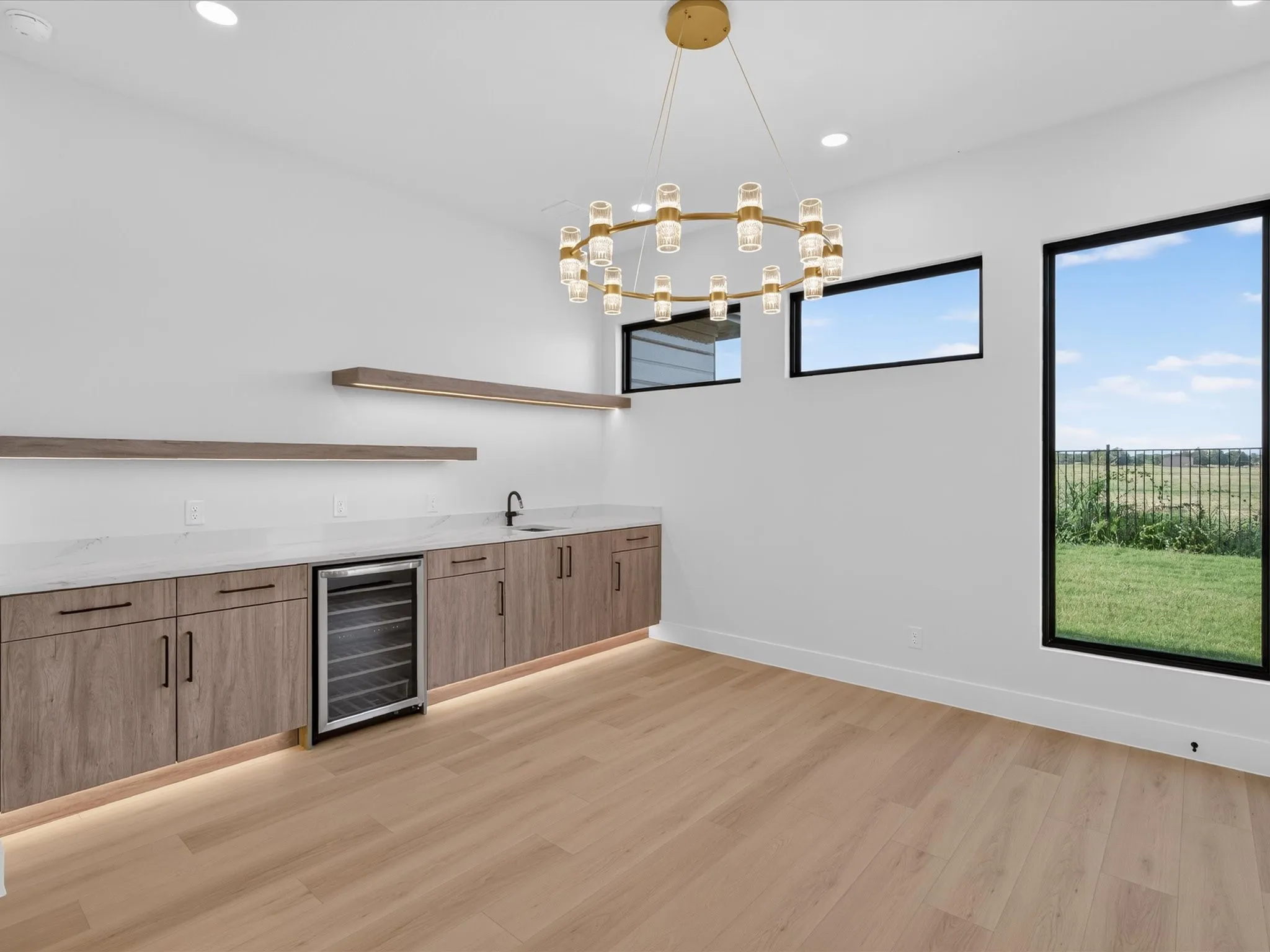 Single Family Residence For Rent in Grayson County , 2012 Nichole Boulevard, Pottsboro, Texas 75076, 4 Bedroom, 4 Bathroom, 2 Garage spaces, 2,902 Sqft, built in 2026, mls#21403740, Real Estate Agent in Pottsboro, Homes For Rent in Grayson county, Homes For Rent in Pottsboro, Realtor in Pottsboro Texas, Real Estate Brokerage Independent Realty Texas, Luminita Cordes Realtor