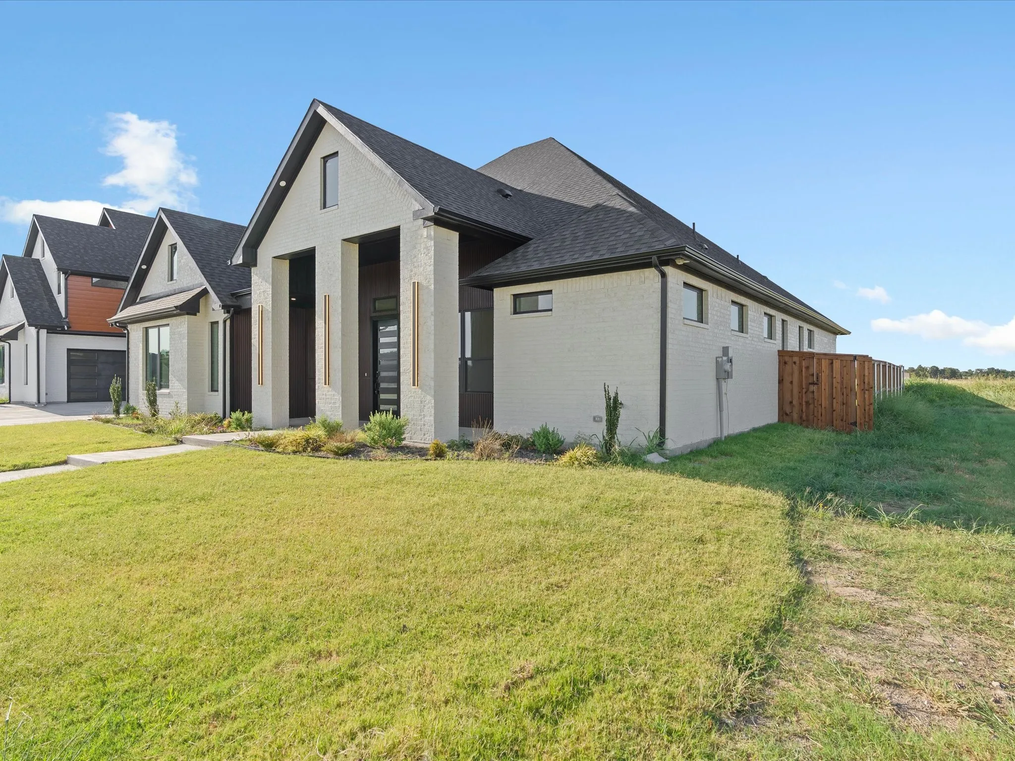 Single Family Residence For Rent in Grayson County , 2012 Nichole Boulevard, Pottsboro, Texas 75076, 4 Bedroom, 4 Bathroom, 2 Garage spaces, 2,902 Sqft, built in 2026, mls#21403740, Real Estate Agent in Pottsboro, Homes For Rent in Grayson county, Homes For Rent in Pottsboro, Realtor in Pottsboro Texas, Real Estate Brokerage Independent Realty Texas, Luminita Cordes Realtor