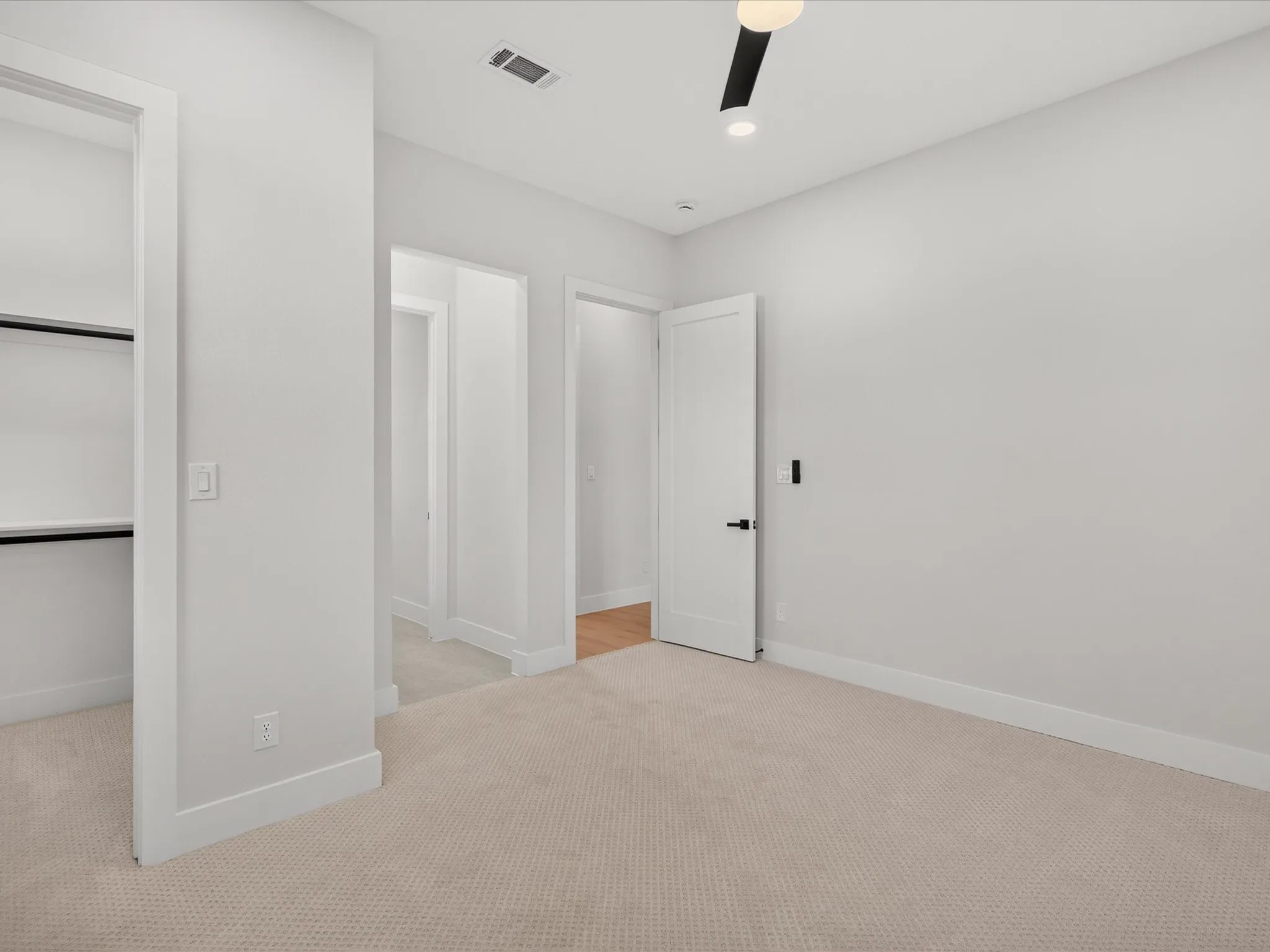 Single Family Residence For Rent in Grayson County , 2012 Nichole Boulevard, Pottsboro, Texas 75076, 4 Bedroom, 4 Bathroom, 2 Garage spaces, 2,902 Sqft, built in 2026, mls#21403740, Real Estate Agent in Pottsboro, Homes For Rent in Grayson county, Homes For Rent in Pottsboro, Realtor in Pottsboro Texas, Real Estate Brokerage Independent Realty Texas, Luminita Cordes Realtor