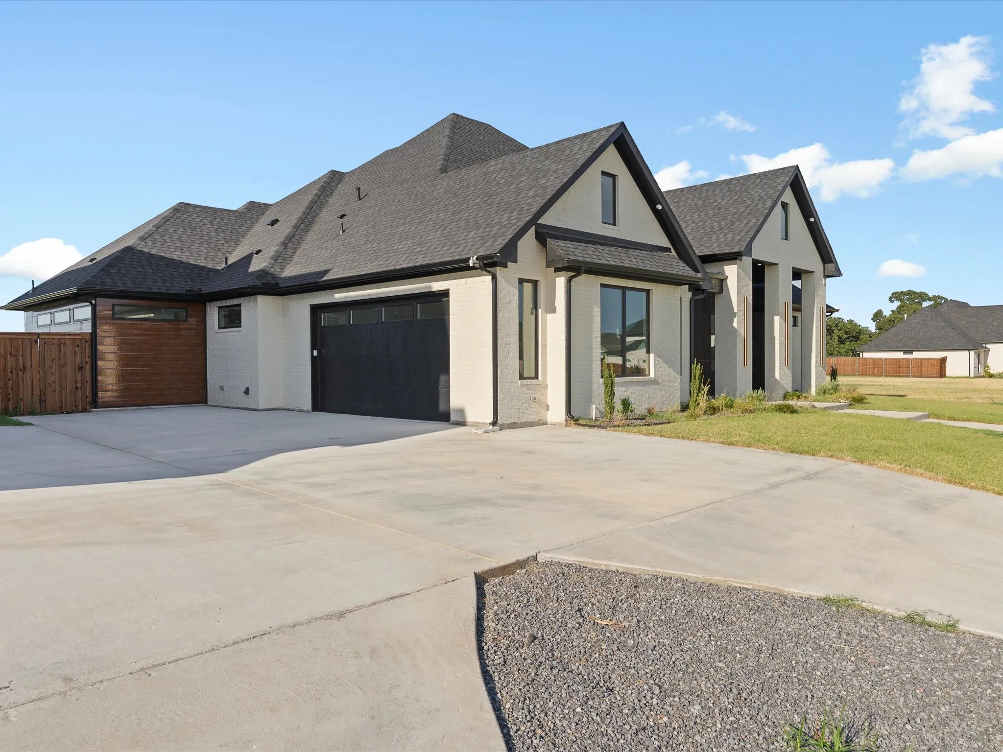 Single Family Residence For Rent in Grayson County , 2012 Nichole Boulevard, Pottsboro, Texas 75076, 4 Bedroom, 4 Bathroom, 2 Garage spaces, 2,902 Sqft, built in 2026, mls#21403740, Real Estate Agent in Pottsboro, Homes For Rent in Grayson county, Homes For Rent in Pottsboro, Realtor in Pottsboro Texas, Real Estate Brokerage Independent Realty Texas, Luminita Cordes Realtor