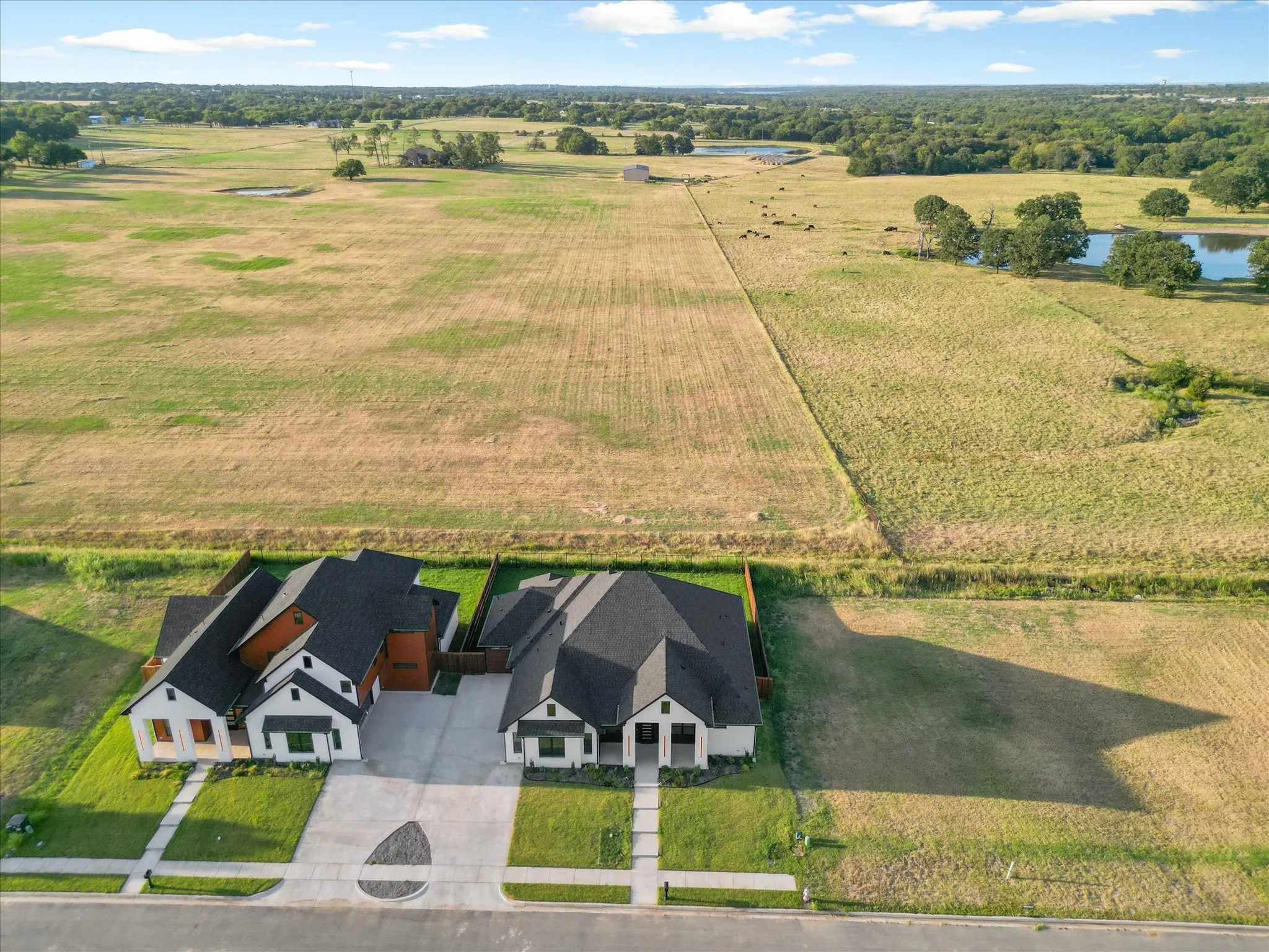 Single Family Residence For Rent in Grayson County , 2012 Nichole Boulevard, Pottsboro, Texas 75076, 4 Bedroom, 4 Bathroom, 2 Garage spaces, 2,902 Sqft, built in 2026, mls#21403740, Real Estate Agent in Pottsboro, Homes For Rent in Grayson county, Homes For Rent in Pottsboro, Realtor in Pottsboro Texas, Real Estate Brokerage Independent Realty Texas, Luminita Cordes Realtor