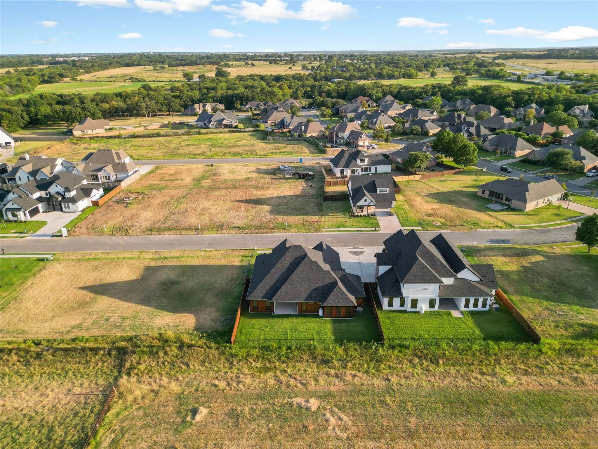 Single Family Residence For Rent in Grayson County , 2012 Nichole Boulevard, Pottsboro, Texas 75076, 4 Bedroom, 4 Bathroom, 2 Garage spaces, 2,902 Sqft, built in 2026, mls#21403740, Real Estate Agent in Pottsboro, Homes For Rent in Grayson county, Homes For Rent in Pottsboro, Realtor in Pottsboro Texas, Real Estate Brokerage Independent Realty Texas, Luminita Cordes Realtor
