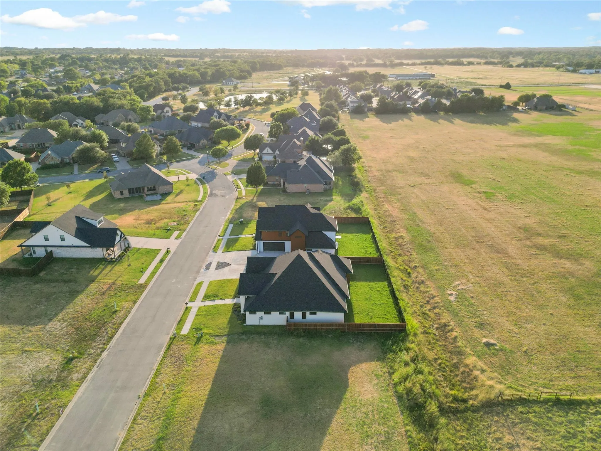 Single Family Residence For Rent in Grayson County , 2012 Nichole Boulevard, Pottsboro, Texas 75076, 4 Bedroom, 4 Bathroom, 2 Garage spaces, 2,902 Sqft, built in 2026, mls#21403740, Real Estate Agent in Pottsboro, Homes For Rent in Grayson county, Homes For Rent in Pottsboro, Realtor in Pottsboro Texas, Real Estate Brokerage Independent Realty Texas, Luminita Cordes Realtor