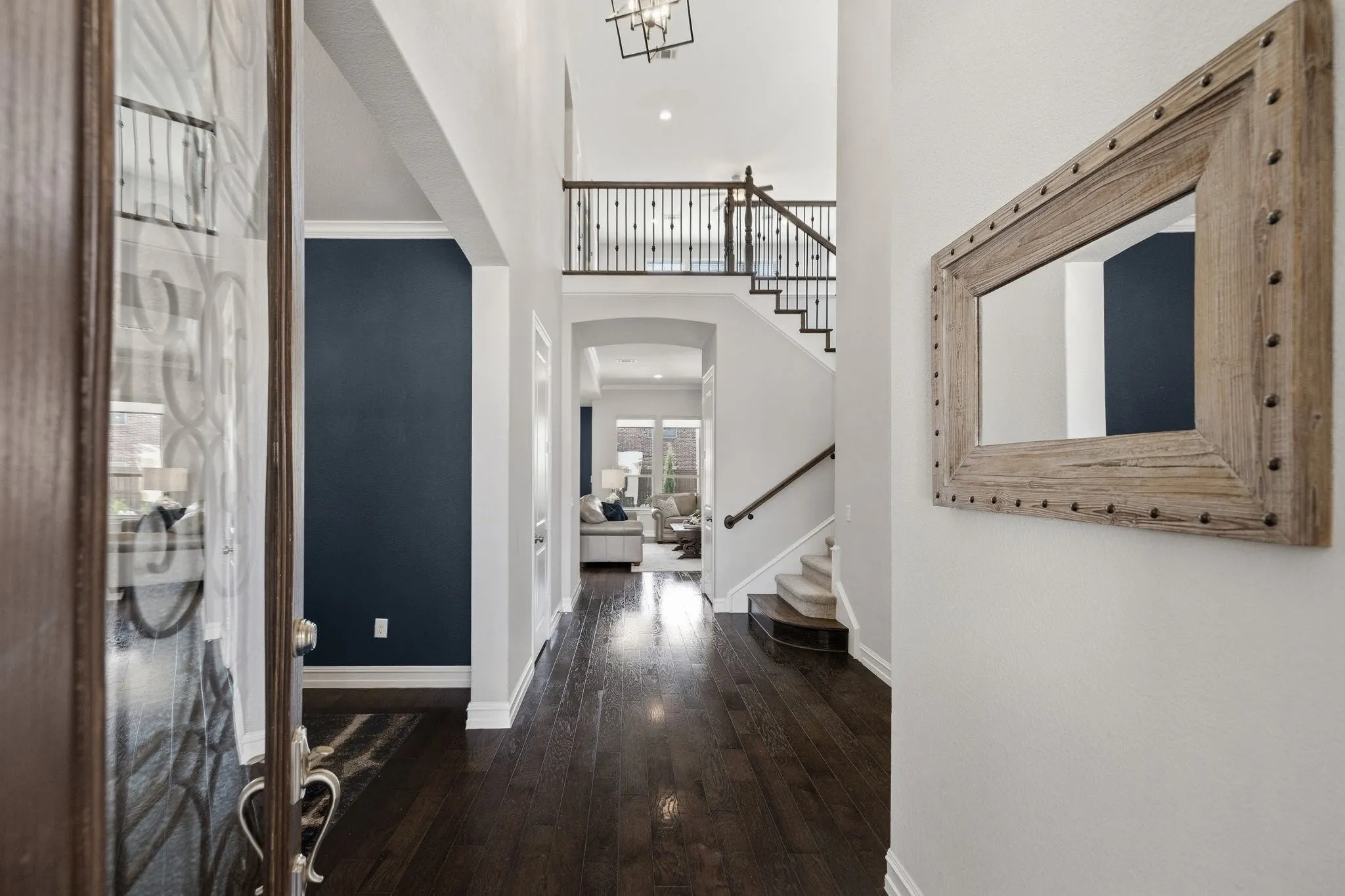 Single Family Residence For Sale in Collin County , 11109 Villa Canales Lane, Frisco, Texas 75035, 4 Bedroom, 4 Bathroom, 2 Garage spaces, 4,172 Sqft, built in 2018, mls#21403289, Real Estate Agent in Frisco, Homes For Sale in Collin county, Homes For Sale in Frisco, Realtor in Frisco Texas, Real Estate Brokerage Independent Realty Texas, Luminita Cordes Realtor