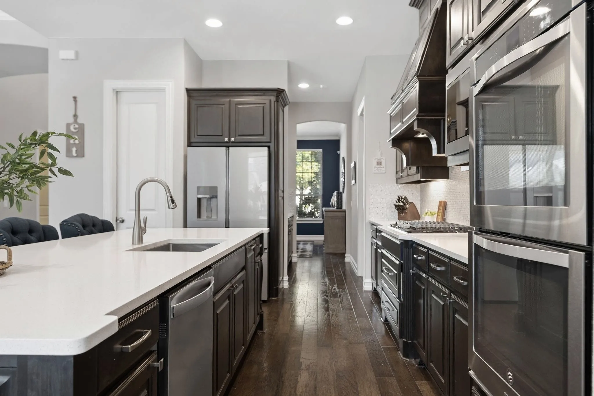 Single Family Residence For Sale in Collin County , 11109 Villa Canales Lane, Frisco, Texas 75035, 4 Bedroom, 4 Bathroom, 2 Garage spaces, 4,172 Sqft, built in 2018, mls#21403289, Real Estate Agent in Frisco, Homes For Sale in Collin county, Homes For Sale in Frisco, Realtor in Frisco Texas, Real Estate Brokerage Independent Realty Texas, Luminita Cordes Realtor